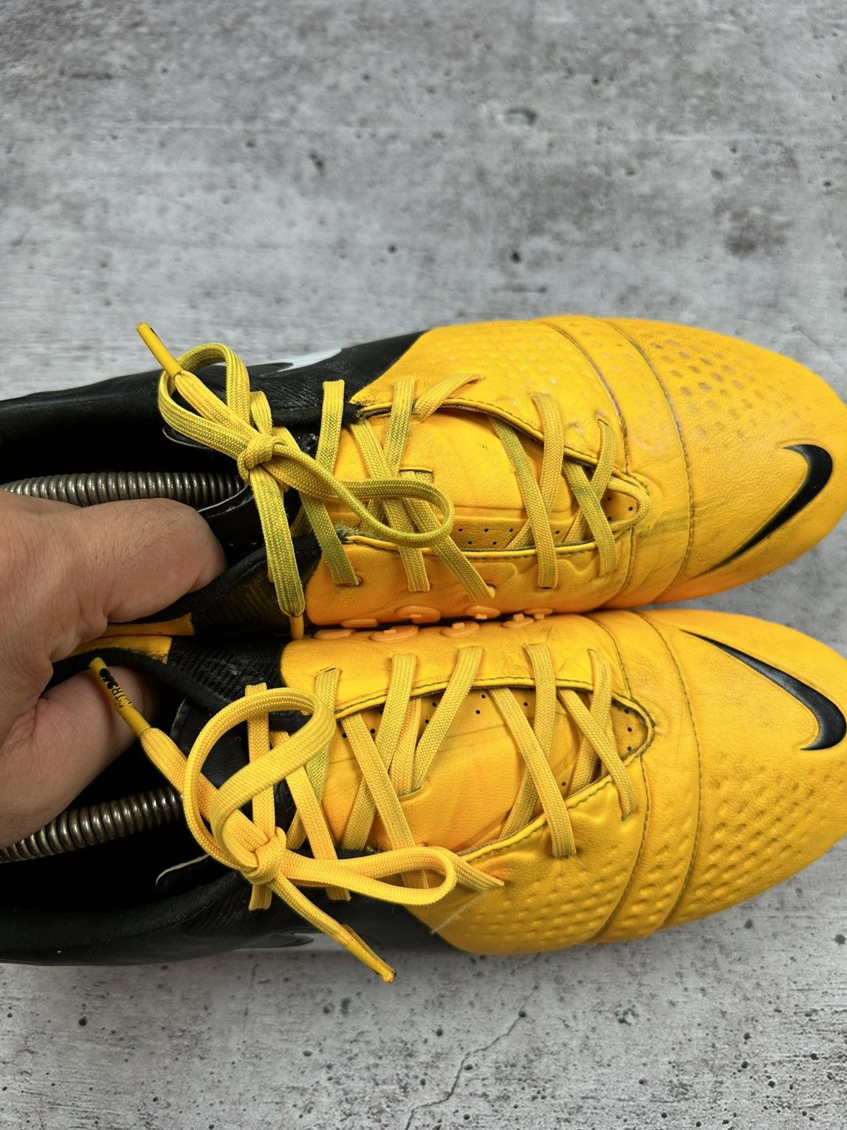Nike 2012 Nike CTR 360 Maestro Vintage Soccer Boots Size US 13 / EU 46 - 17 Thumbnail