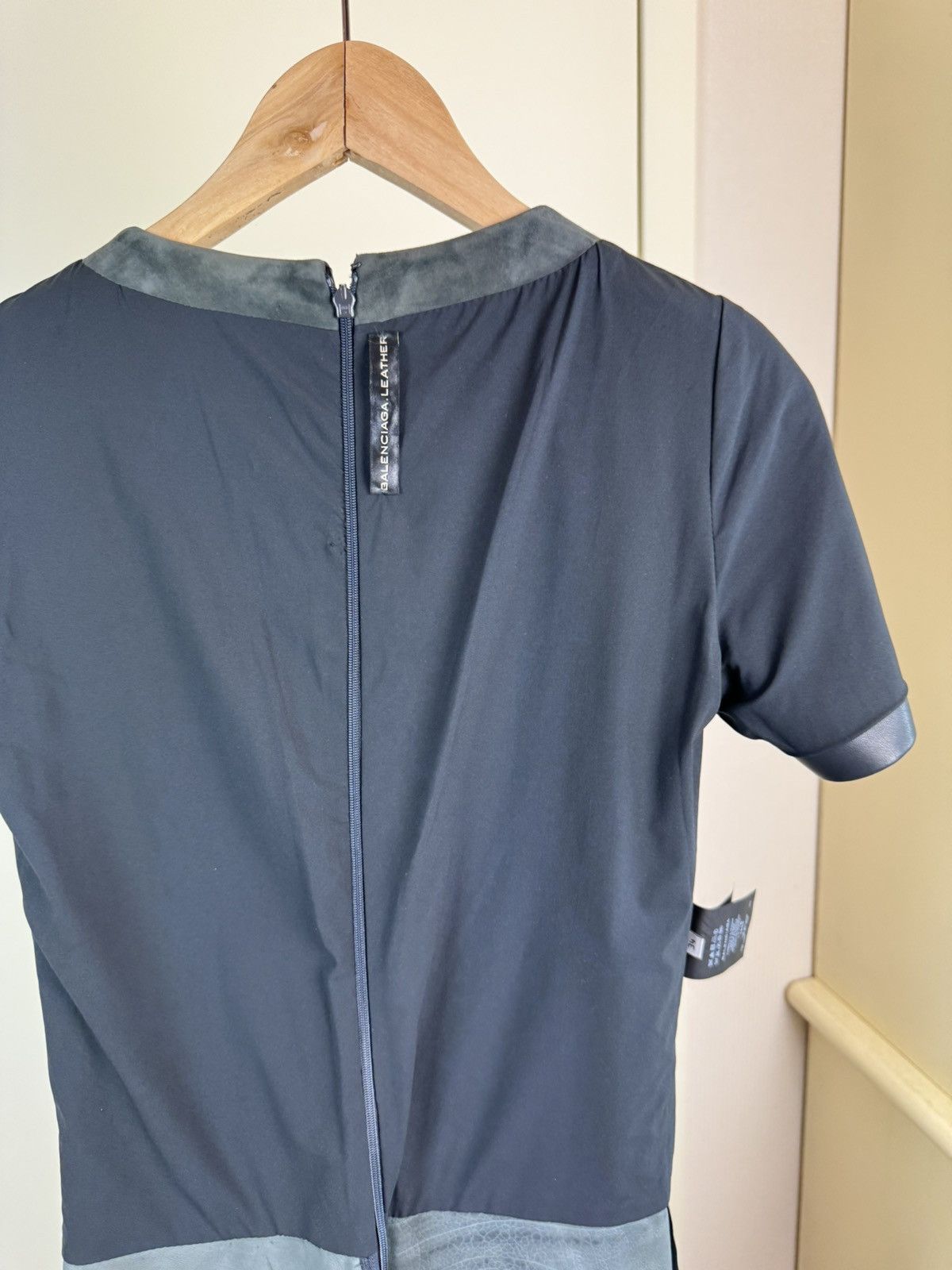 Balenciaga Balenciaga mini leather suede dress gown party sexy XS Size XS / US 0-2 / IT 36-38 - 20 Thumbnail