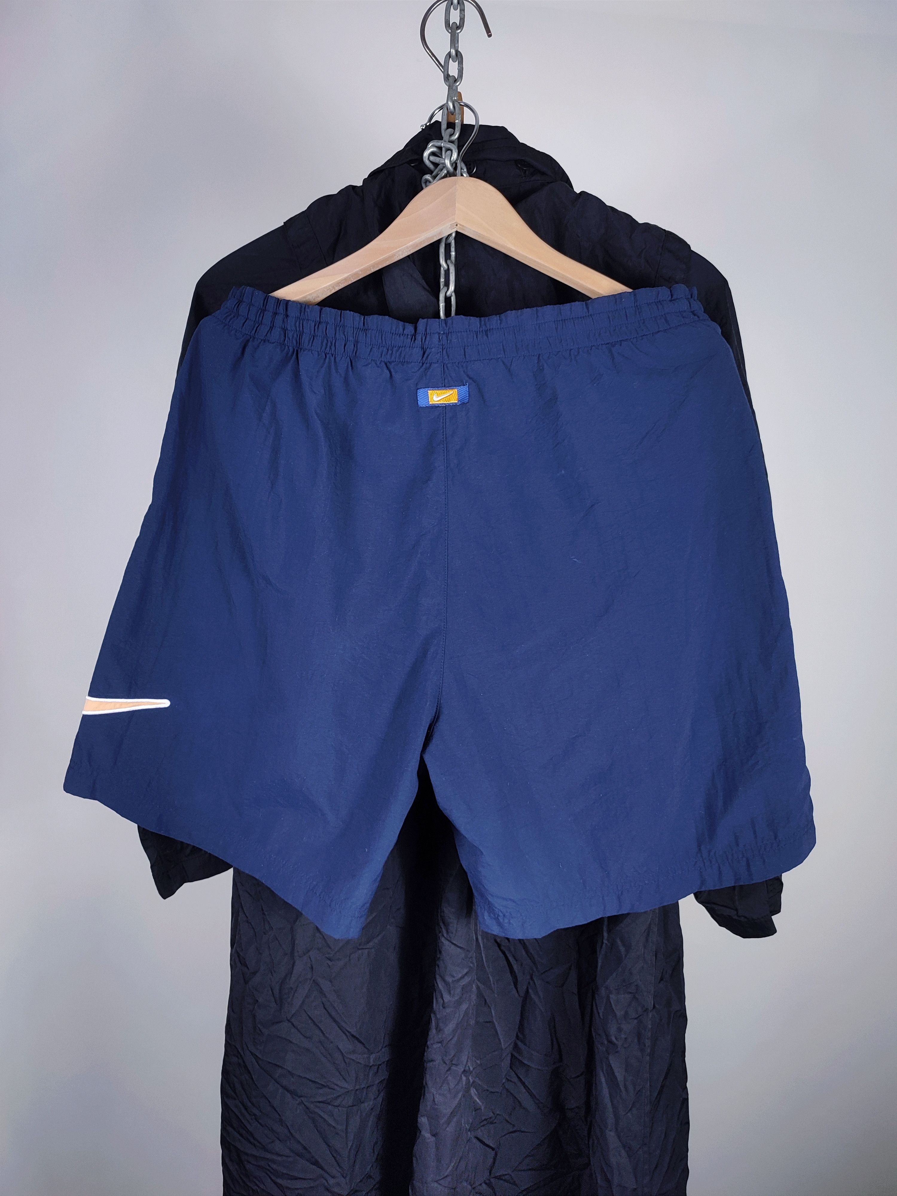 Nike Vintage Nike Big Swoosh Shorts Size US 34 / EU 50 - 4 Thumbnail