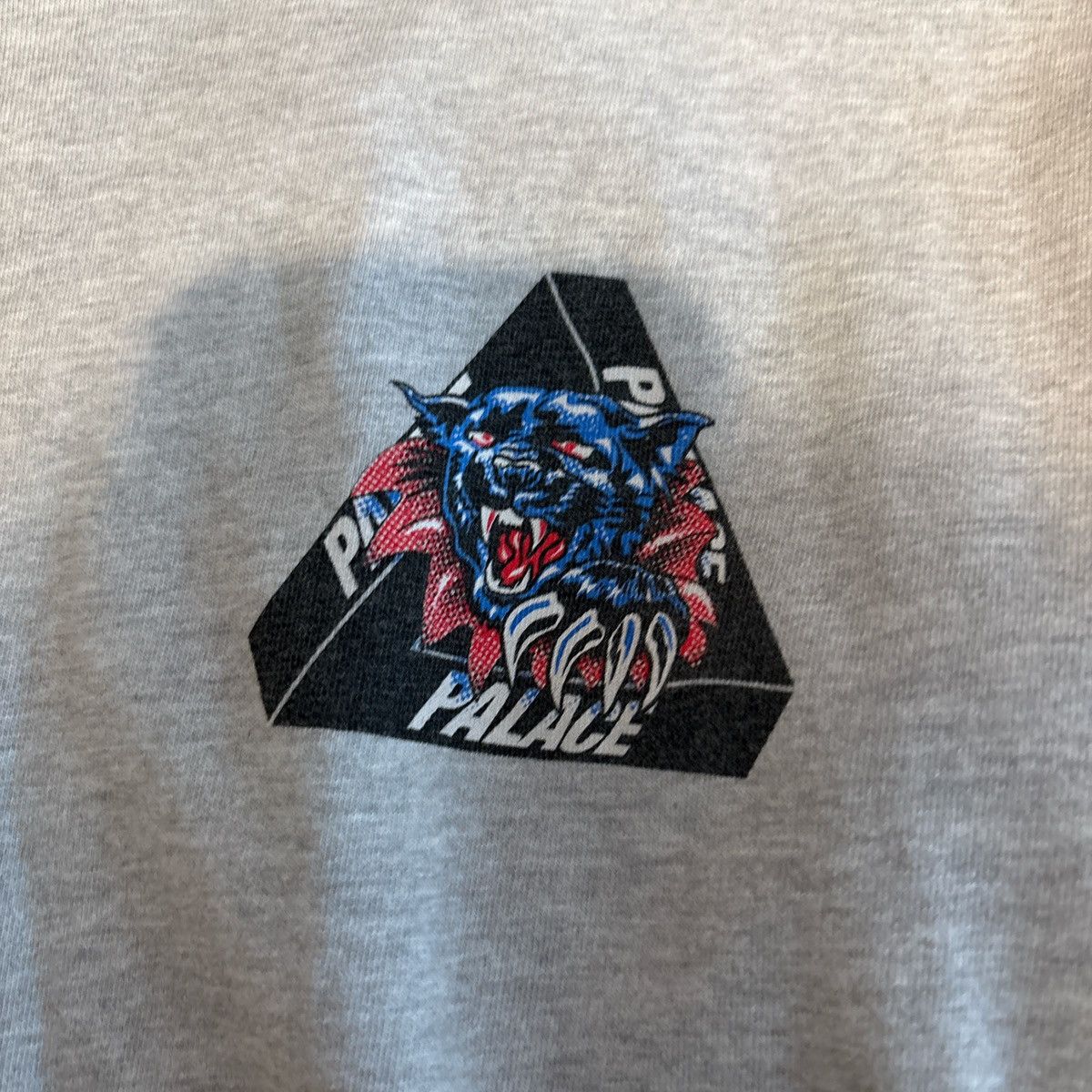 Palace Grey blue tiger palace t-shirt Size US L / EU 52-54 / 3 - 2 Thumbnail