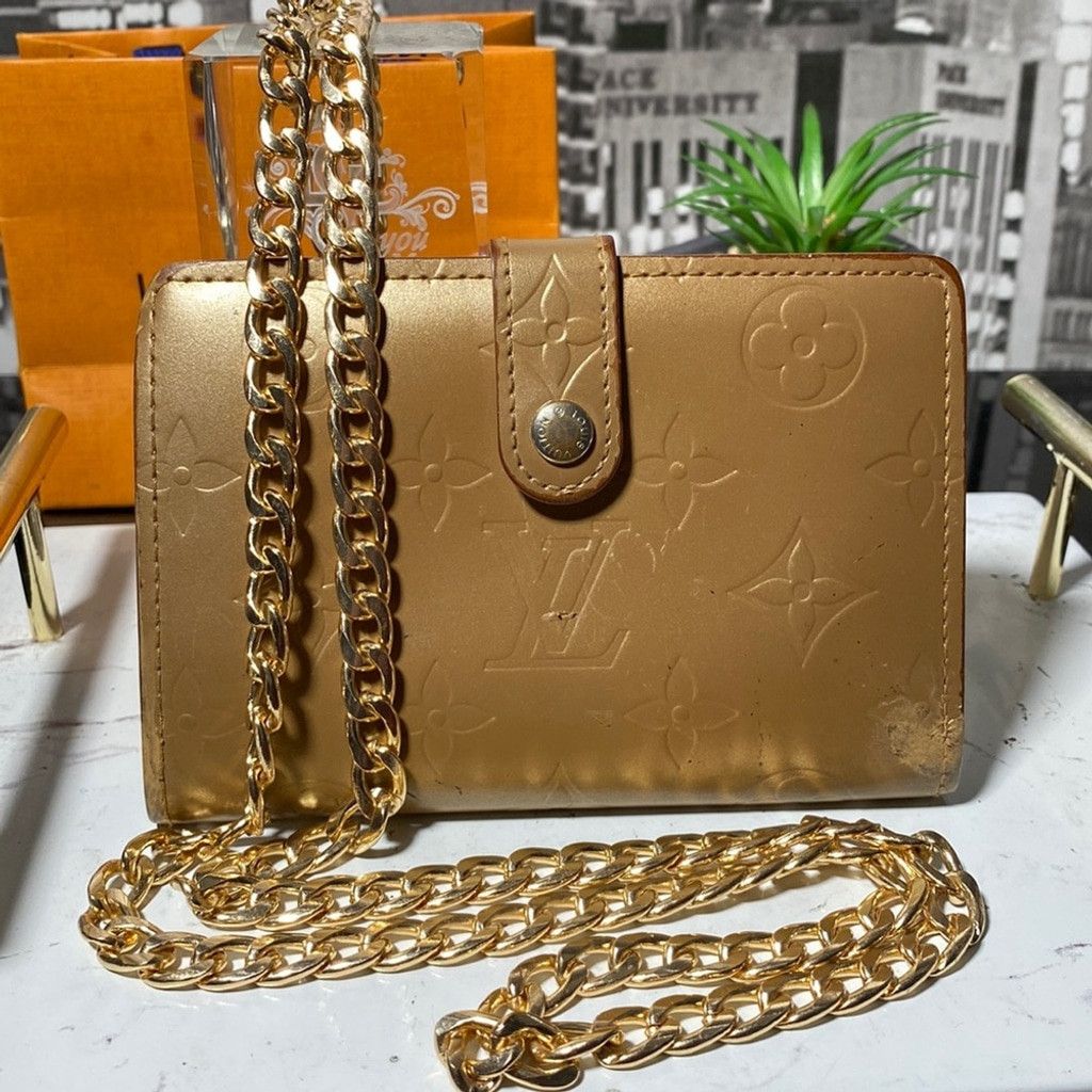 Louis Vuitton Authentic Rare Louis Vuitton Matte Kisslock Wallet Size ONE SIZE - 2 Thumbnail