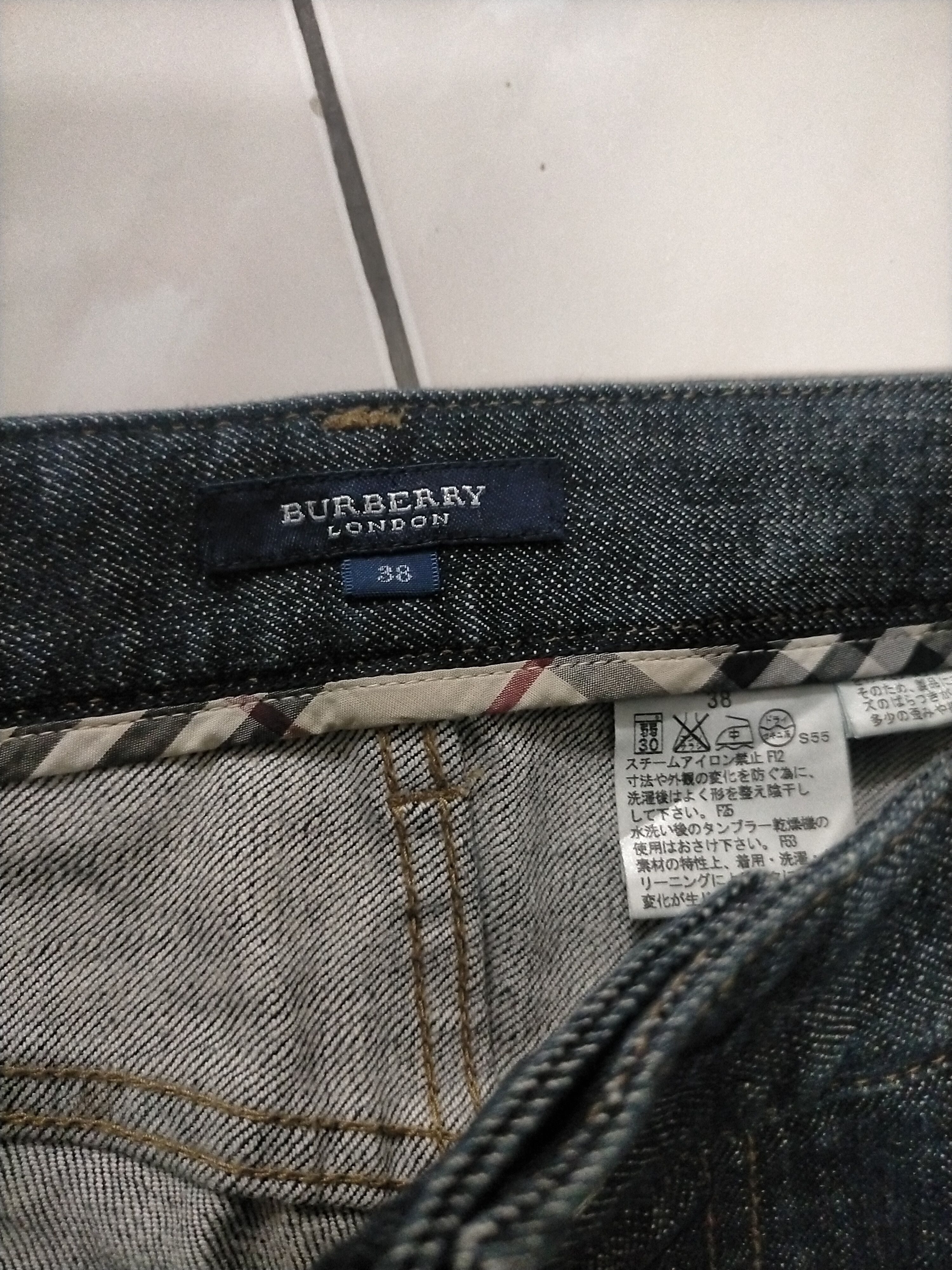 Burberry × Designer Rare Burberry London Mudwash Flare Jeans Size US 29 - 8 Thumbnail