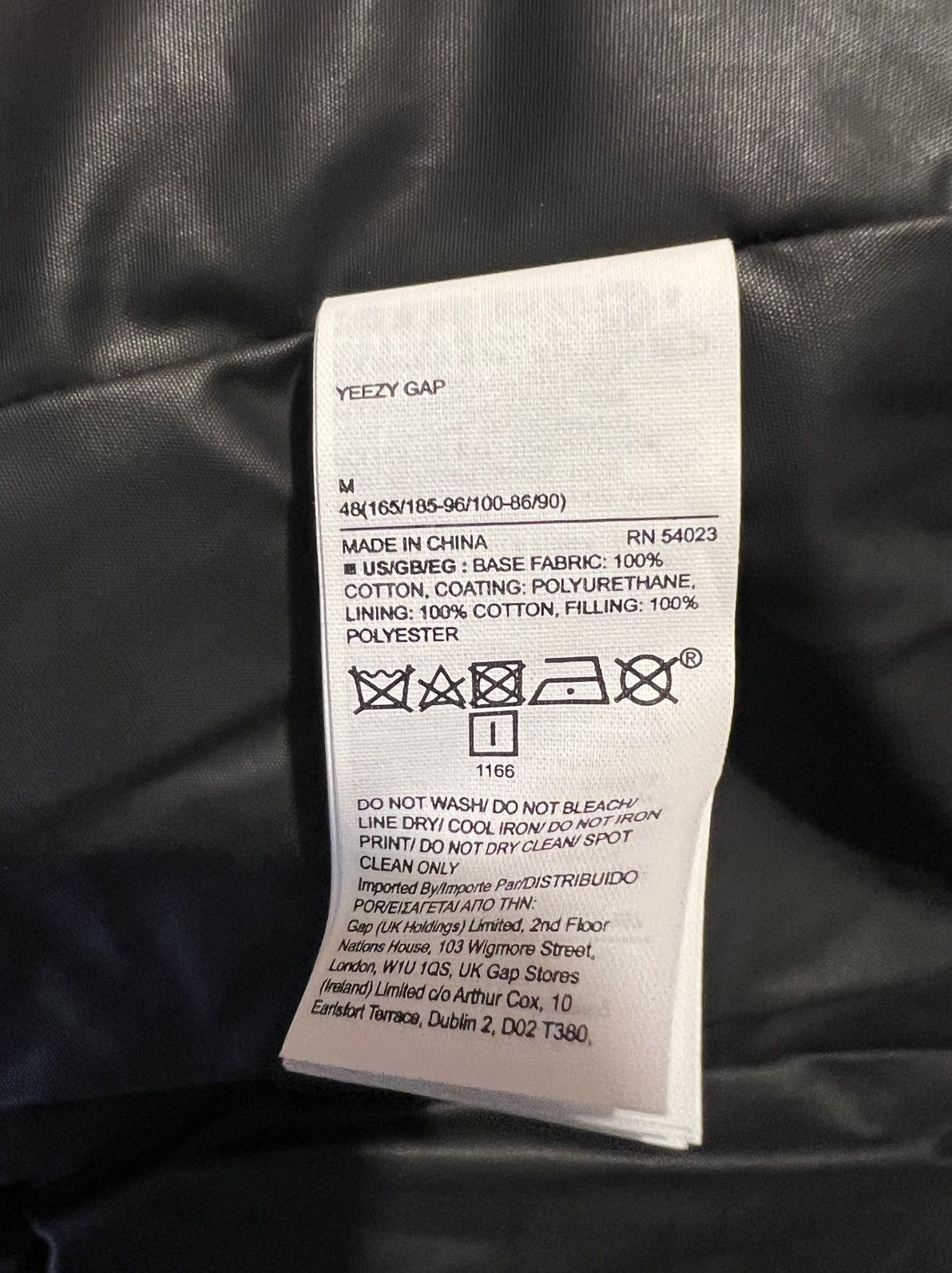 Gap × Yeezy Yeezy Gap Round Jacket Black Medium Size US M / EU 48-50 / 2 - 4 Thumbnail