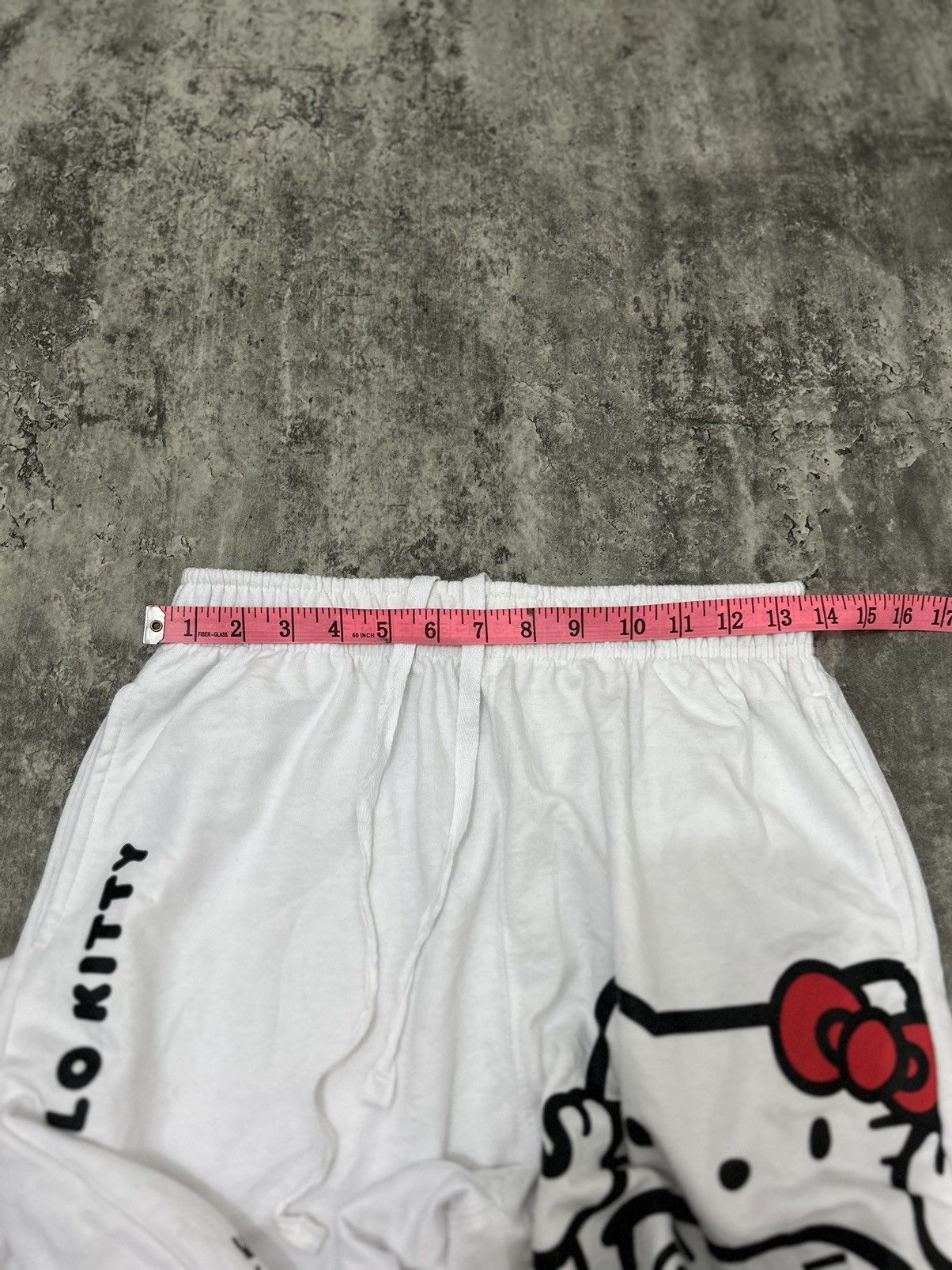 Cartoon Network × Japanese Brand × One Piece One Piece x hello kitty Jogger Pans Size US 29 - 9 Thumbnail