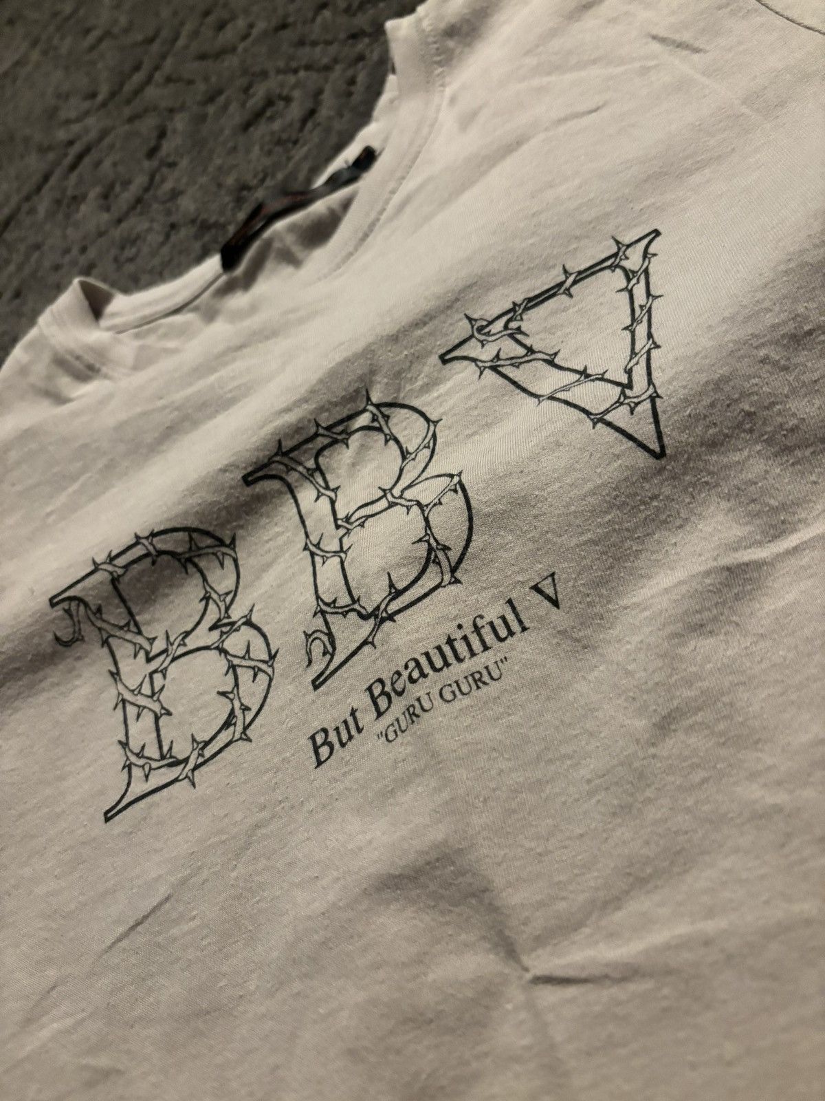 Undercover AW2004 UNDERCOVER LONG EARS GRAPHIC T-SHIRT BUT