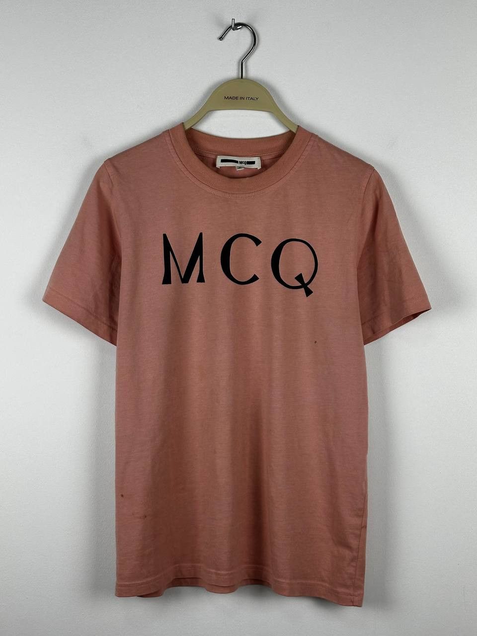Alexander McQueen × MCQ Alexander Mcquine MCQ Pink Big Logo T Shirt Size S / US 4 / IT 40 - 1 Thumbnail