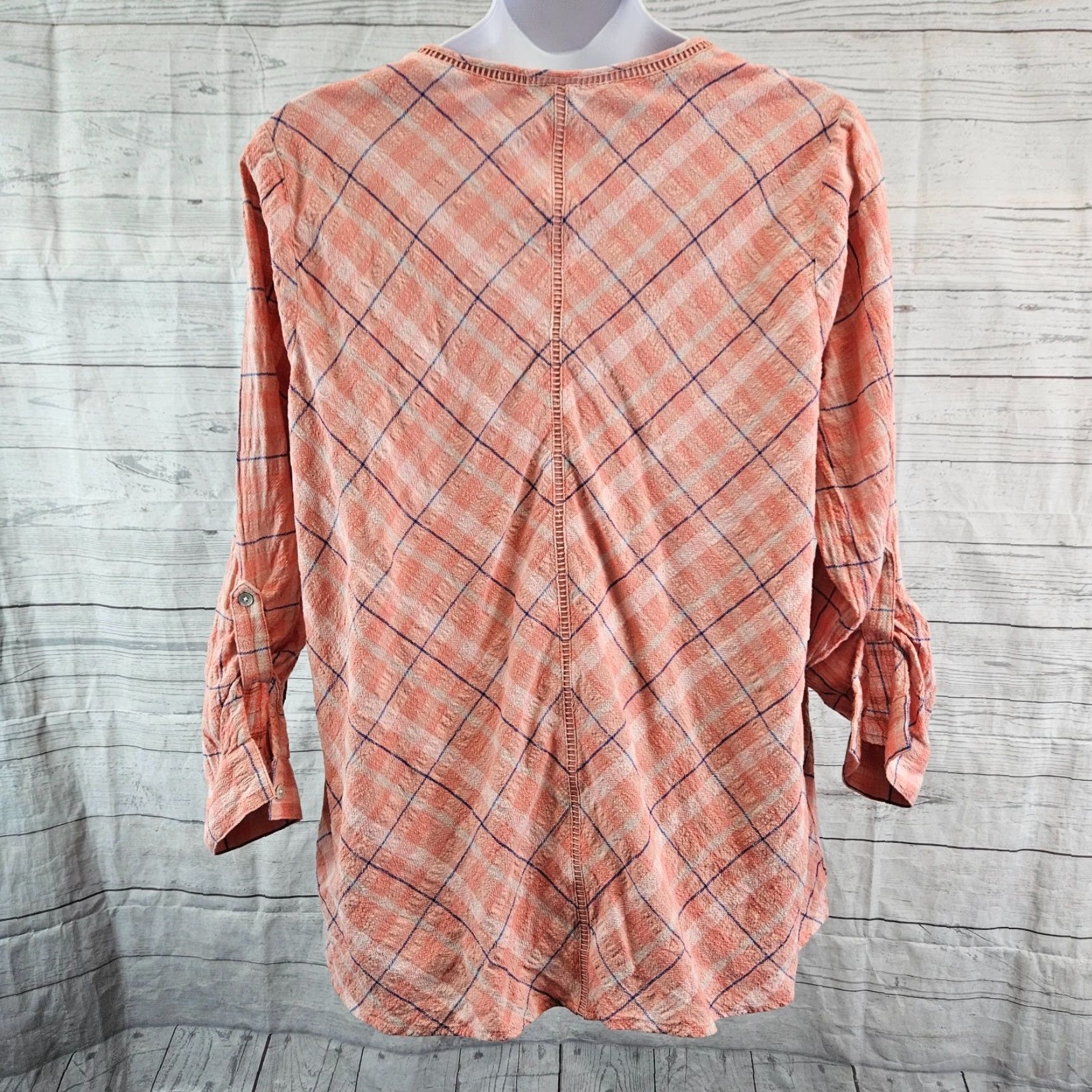 Soft Surroundings Soft Surroundings Womens Top 2X Pink Plaid Long Sleeve V-Neck Shirt Blouse Womens Shirt 2X Pink Plaid Long Sleeve V-Neck Size XXL / US 16-18 / IT 52-54 - 4 Thumbnail
