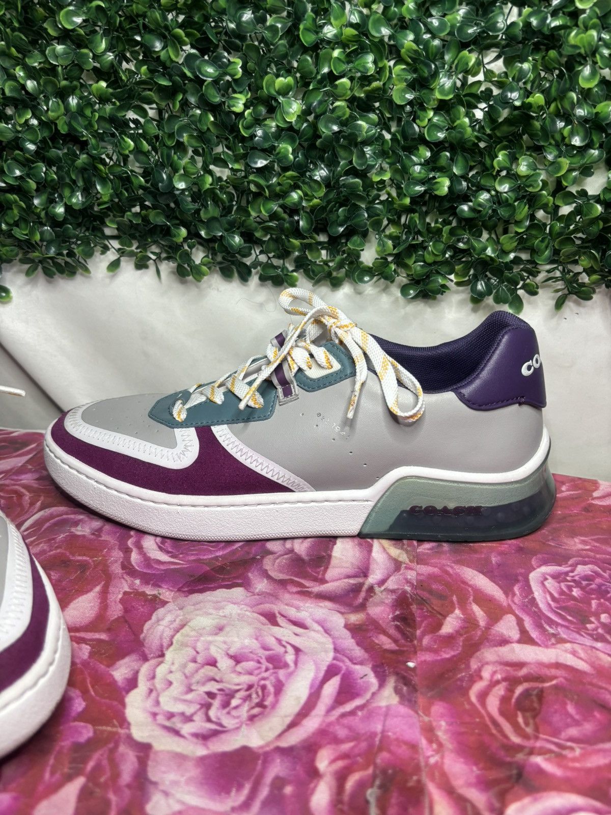 Coach Women’s size 10 coach sneakers Size US 10 / IT 40 - 2 Thumbnail