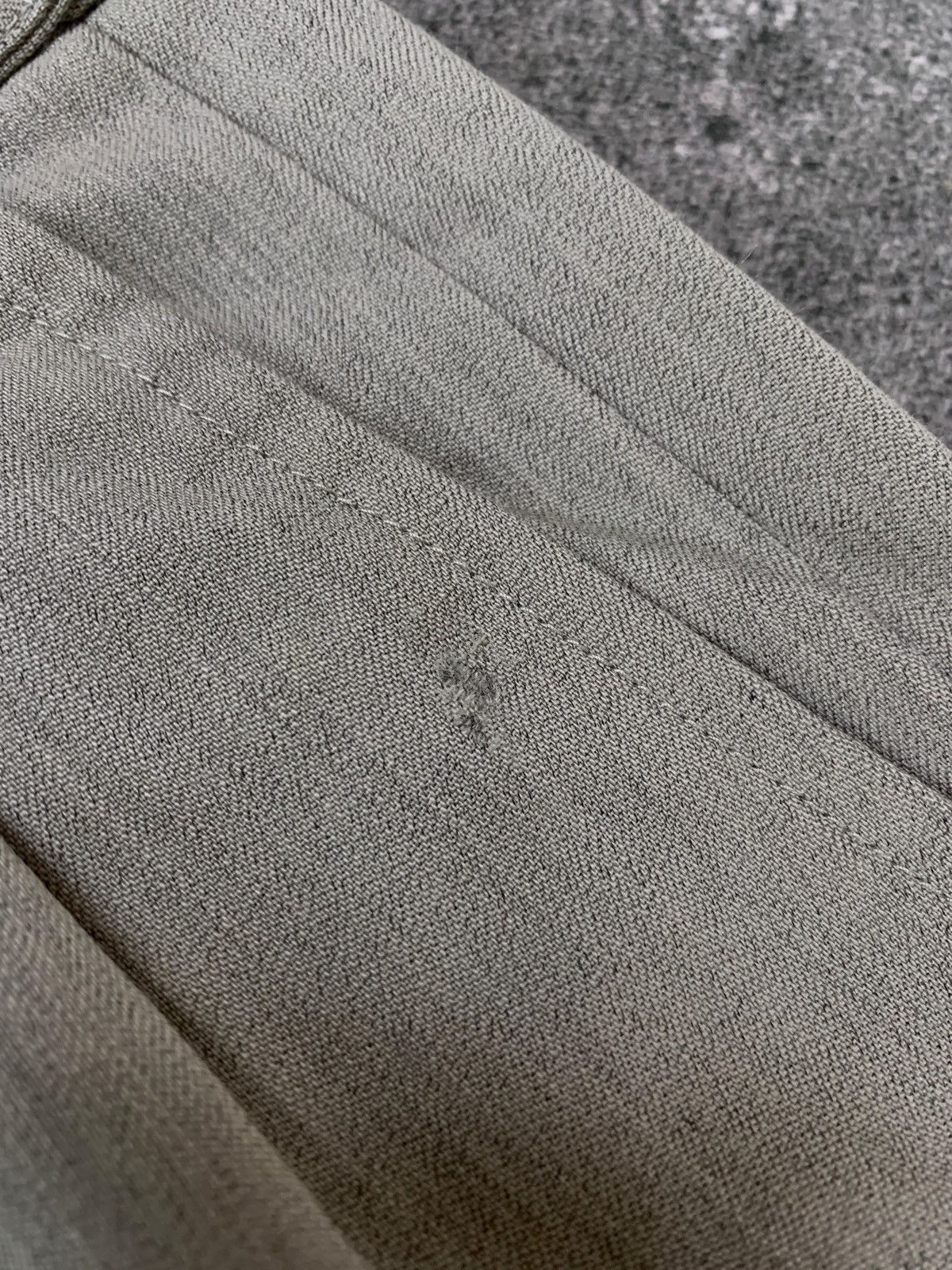 Issey Miyake FREE TAX! 2000s Wool Buckled Waist Trousers - 29” Size US 29 - 9 Thumbnail