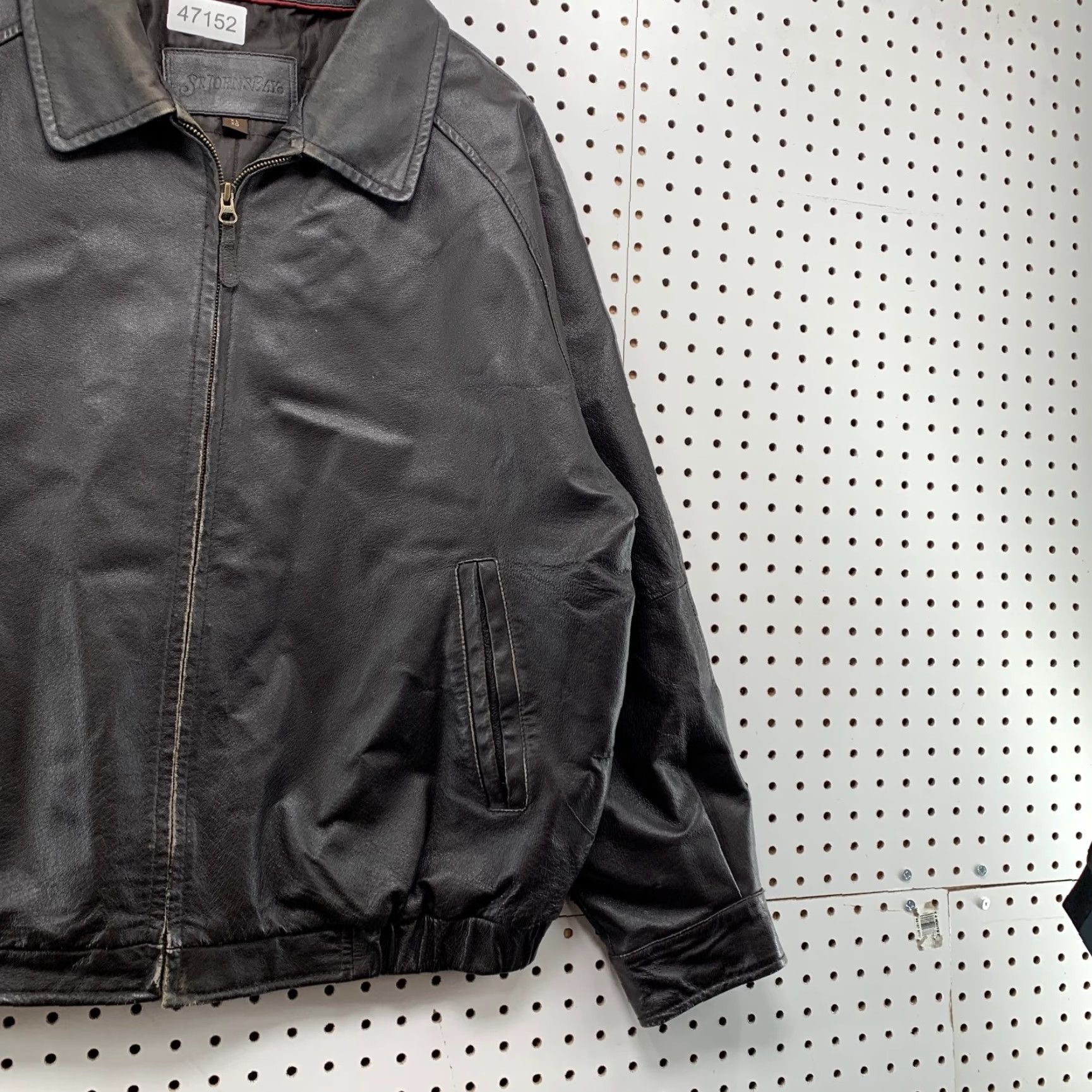 Vintage VINTAGE St. John's Bay LeatherBomber Jacket Mens XL Brown Flight Distressed Size US XL / EU 56 / 4 - 5 Thumbnail