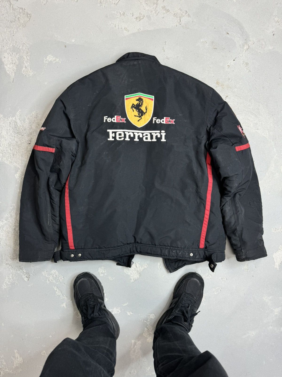 Ferrari Vintage Ferrari FedEx Puffer Jacket Size US M / EU 48-50 / 2 - 3 Thumbnail
