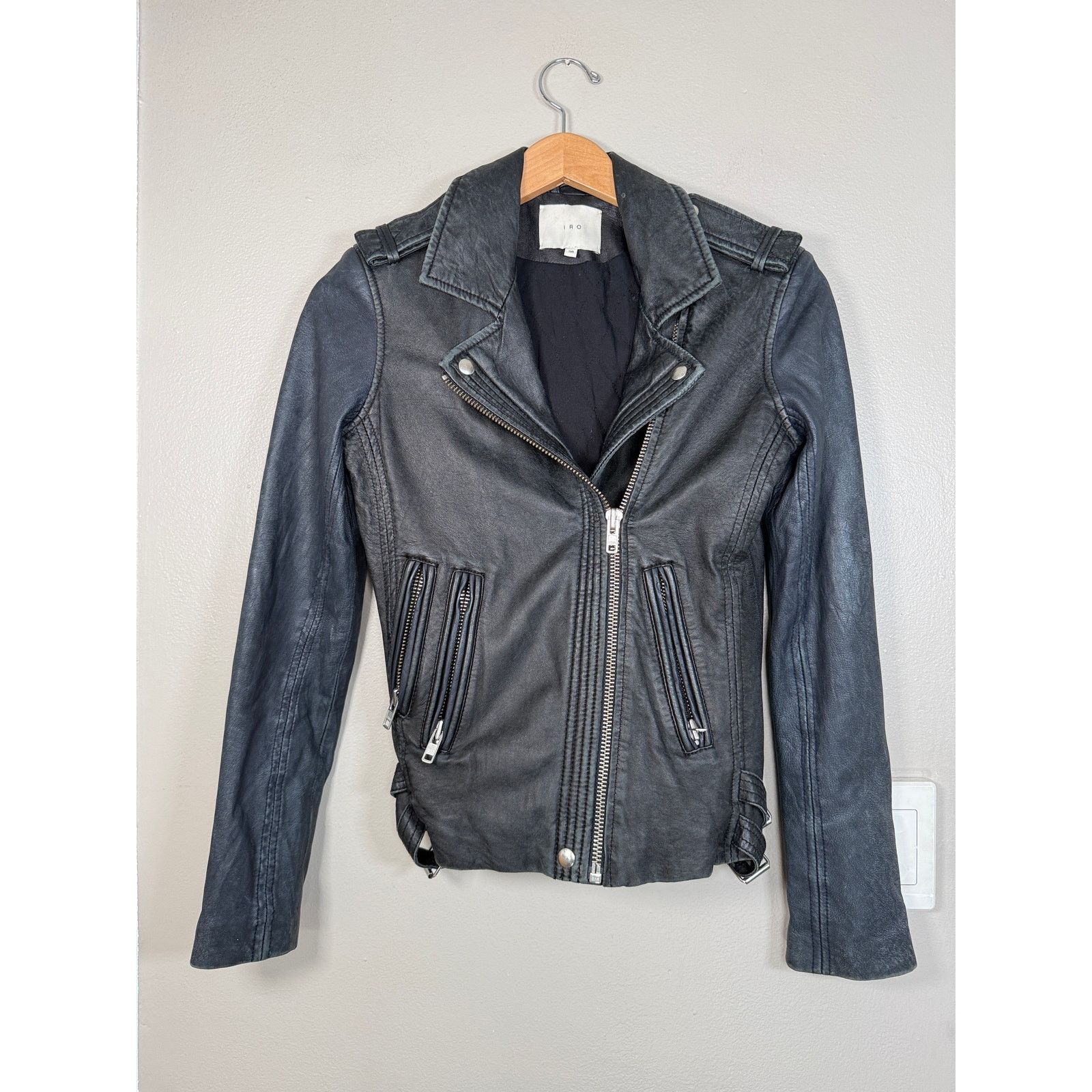 Iro IRO Blanca Leather 2 tone Motorcycle Jacket $1280 size 36/4 Size S / US 4 / IT 40 - 1 Thumbnail