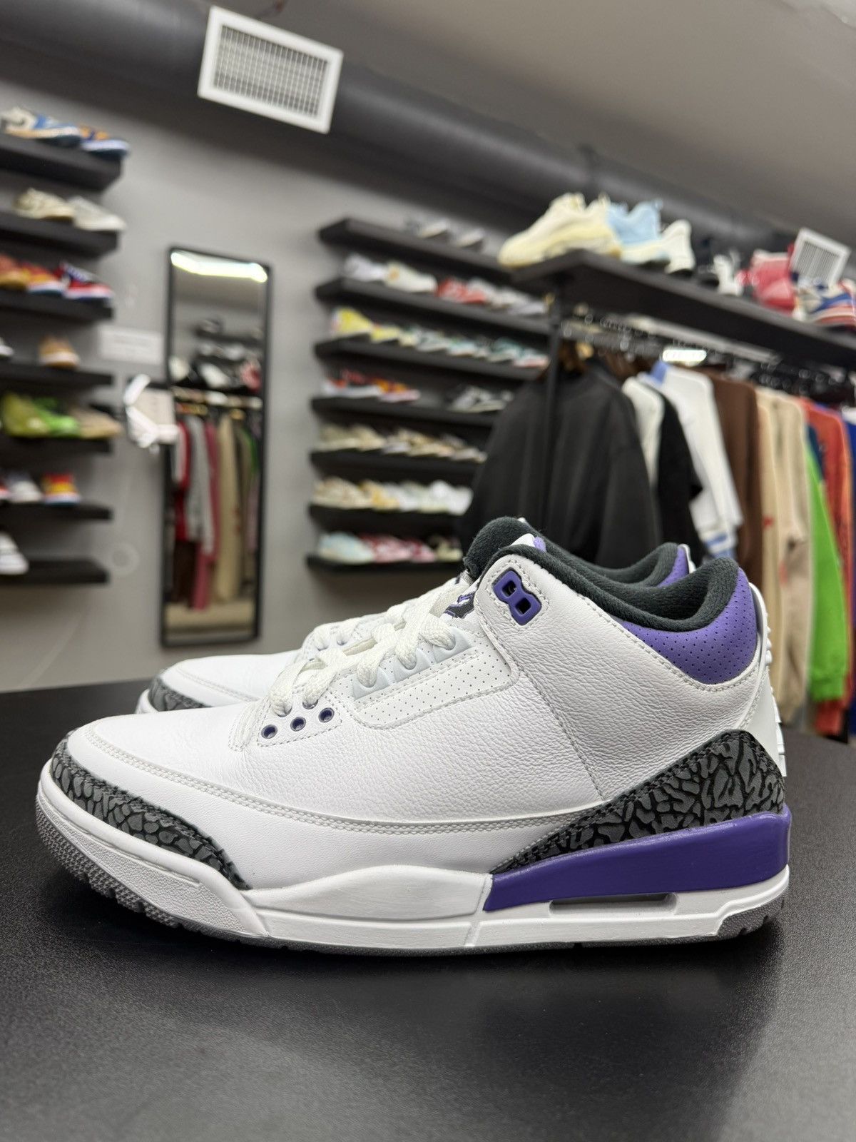 Jordan Brand Size 8 - Jordan 3 Retro Dark Iris Size US 8 / EU 41 - 1 Thumbnail