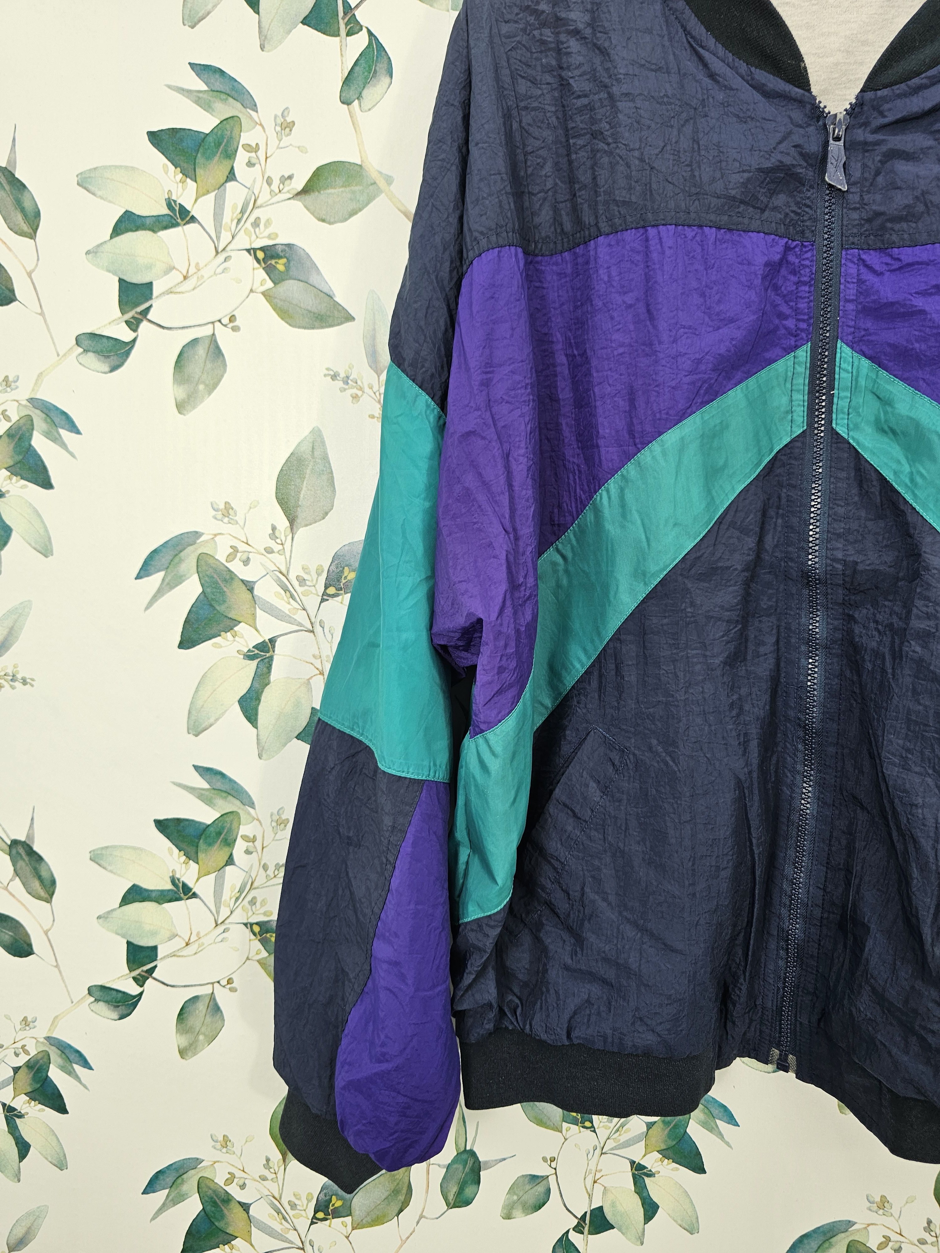 Reebok Vtg REEBOK Multi Color Block Embroider Windbreaker J0106 Size US XL / EU 56 / 4 - 5 Thumbnail