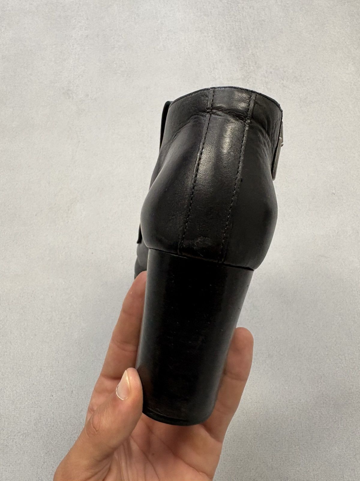 Alexander McQueen Alexander McQueen McQ Black Leather Zipper Block Heel Boots Size US 8 / IT 38 - 8 Thumbnail