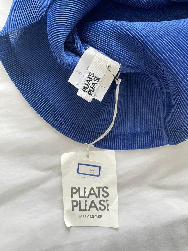 Issey Miyake Issey Miyake size:3 Blue pleated round-neck short-sleeved Size XS / US 0-2 / IT 36-38 - 3 Thumbnail
