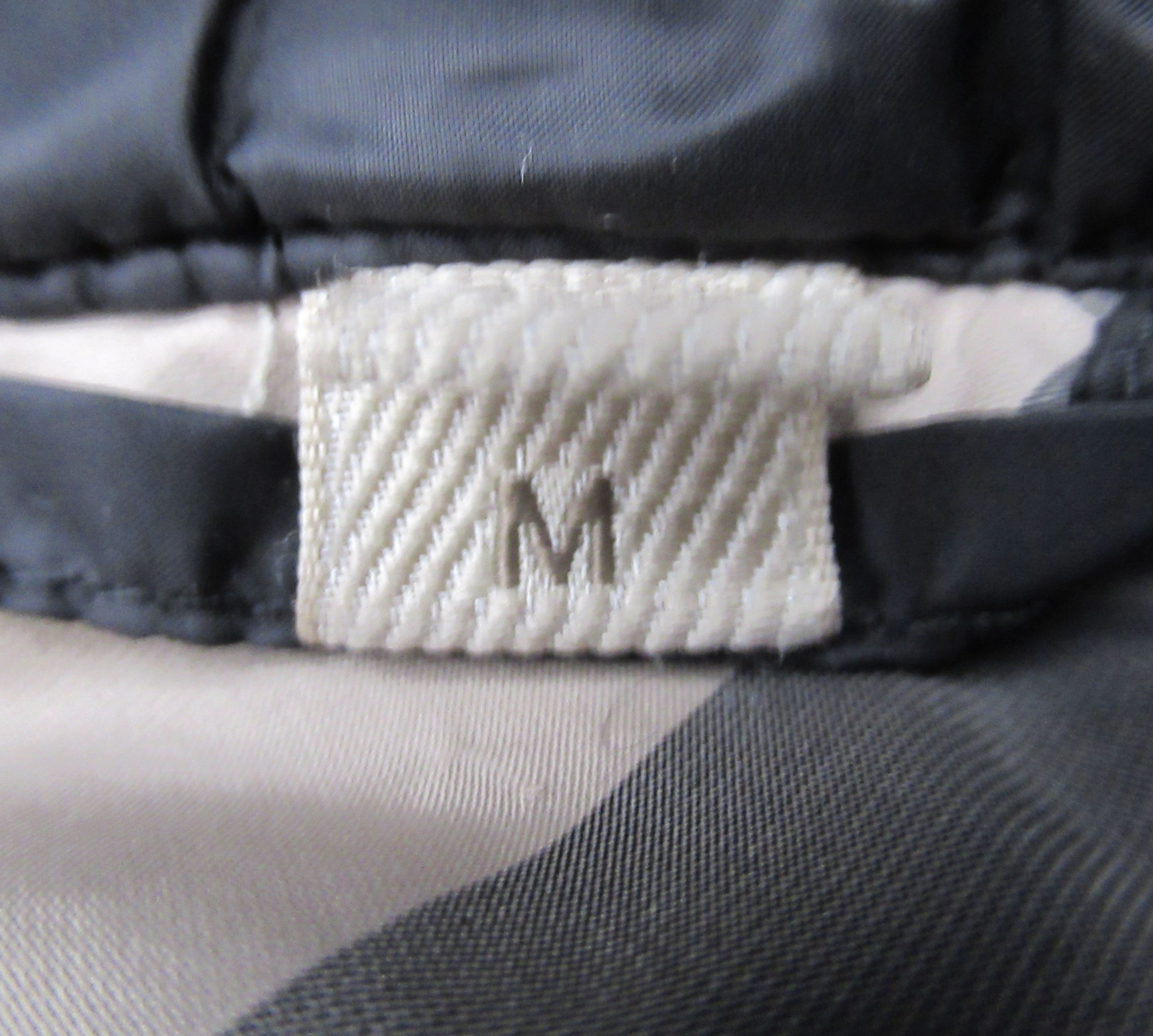 Burberry Burberry Brit Puffer Belted Hood Jacket Black Goose Down M Size M / US 6-8 / IT 42-44 - 5 Thumbnail