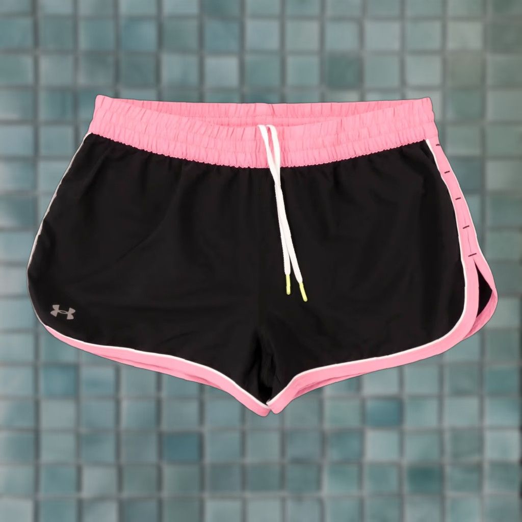 Under Armour Under Armour Shorts Women Medium Lined Black Pink Elastic Waist Drawstring Logo Size 24" / US 00 / IT 34 - 1 Thumbnail