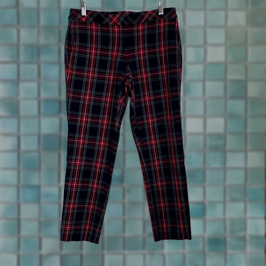 J. Jill J. Jill Women’s Cropped Pants size 6 Multicolor Plaid Premium Bi-Stretch Dress Pants Women Short-14.5” Waist 14.5” Front Rise 8.5” Inseam 25” Size 28" / US 6 / IT 42 - 1 Thumbnail