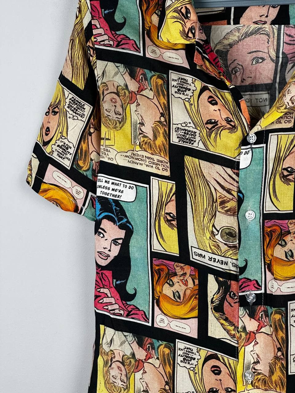 Vintage Vintage 90’s Pop Art Comics Girls AOP Hawaii Shirt Viscouse Size US S / EU 44-46 / 1 - 4 Thumbnail