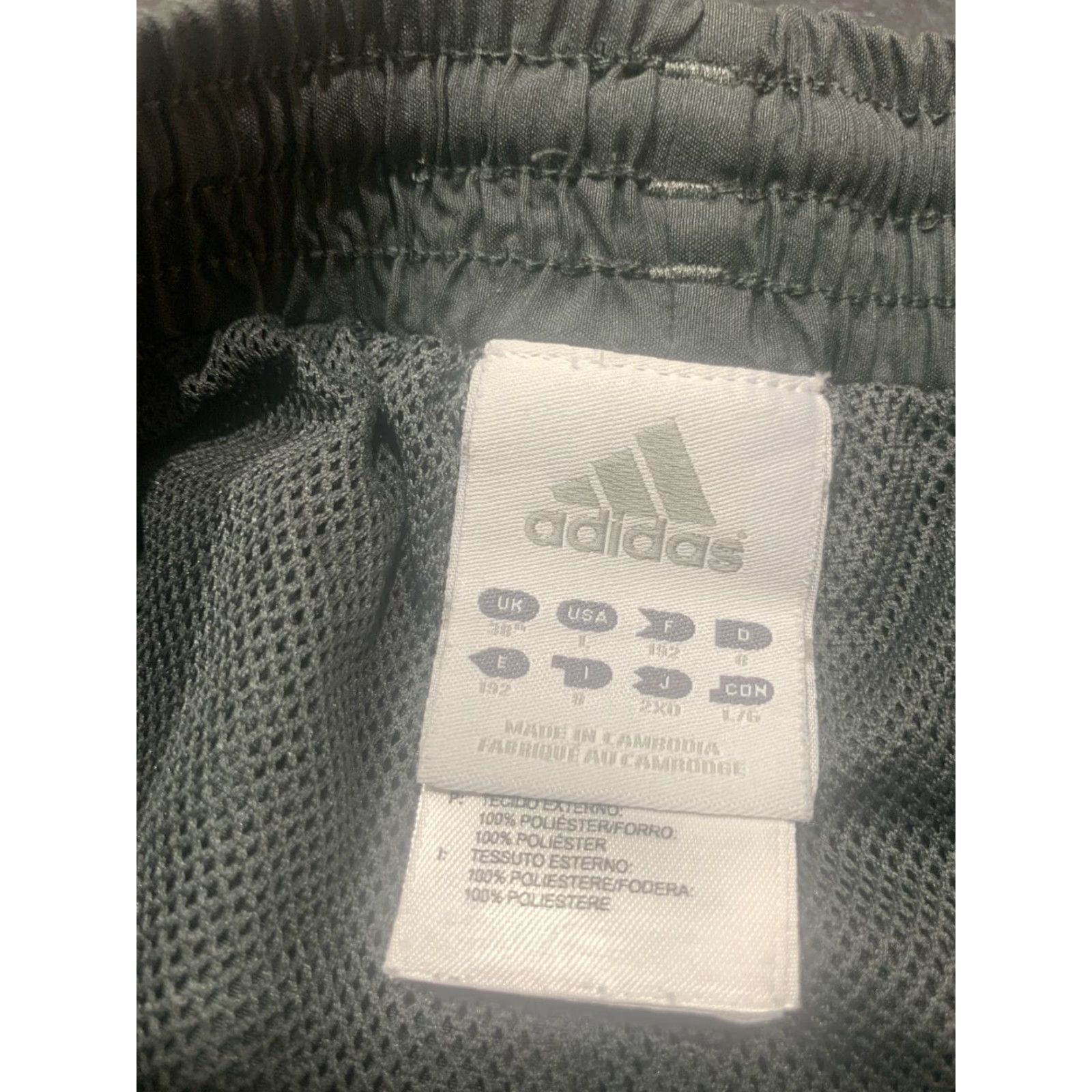 Adidas ADIDAS Windbreaker Shorts Pants Activewear Gray Large Mens Size US 33 - 4 Thumbnail