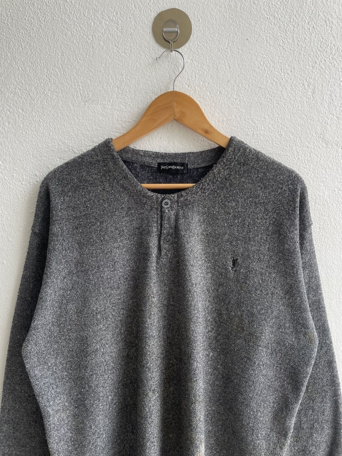 Yves Saint Laurent Vintage Yves Saint Laurent Fleece Small Logo Sweatshirt Size US L / EU 52-54 / 3 - 3 Thumbnail
