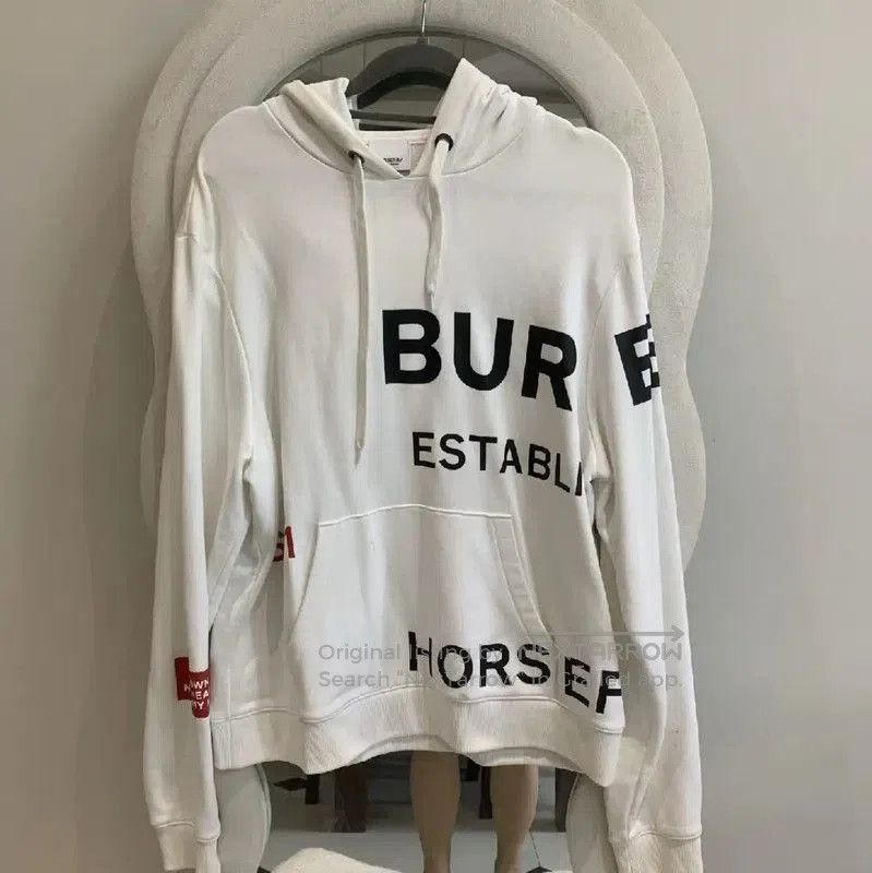 Burberry Women's White Cotton Long Sleeve Hoodie.