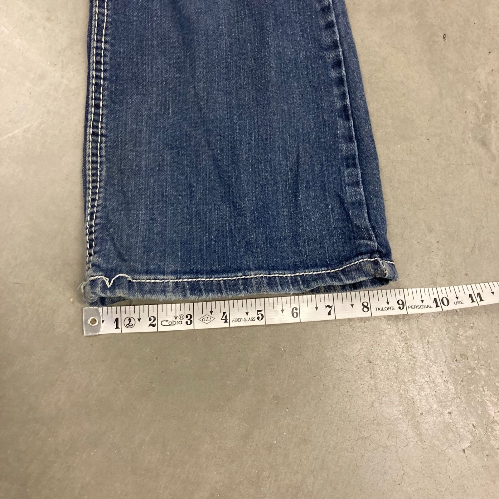 Vintage y2k low rise bootcut Jeans 31x29 Size US 31 - 6 Thumbnail