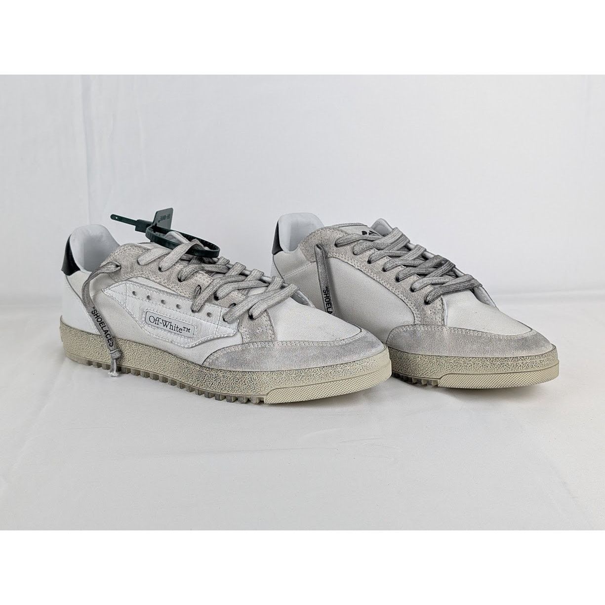 Off-White o1rshd1 Low-Top Sneakers in White Size US 8 / EU 41 - 13 Thumbnail