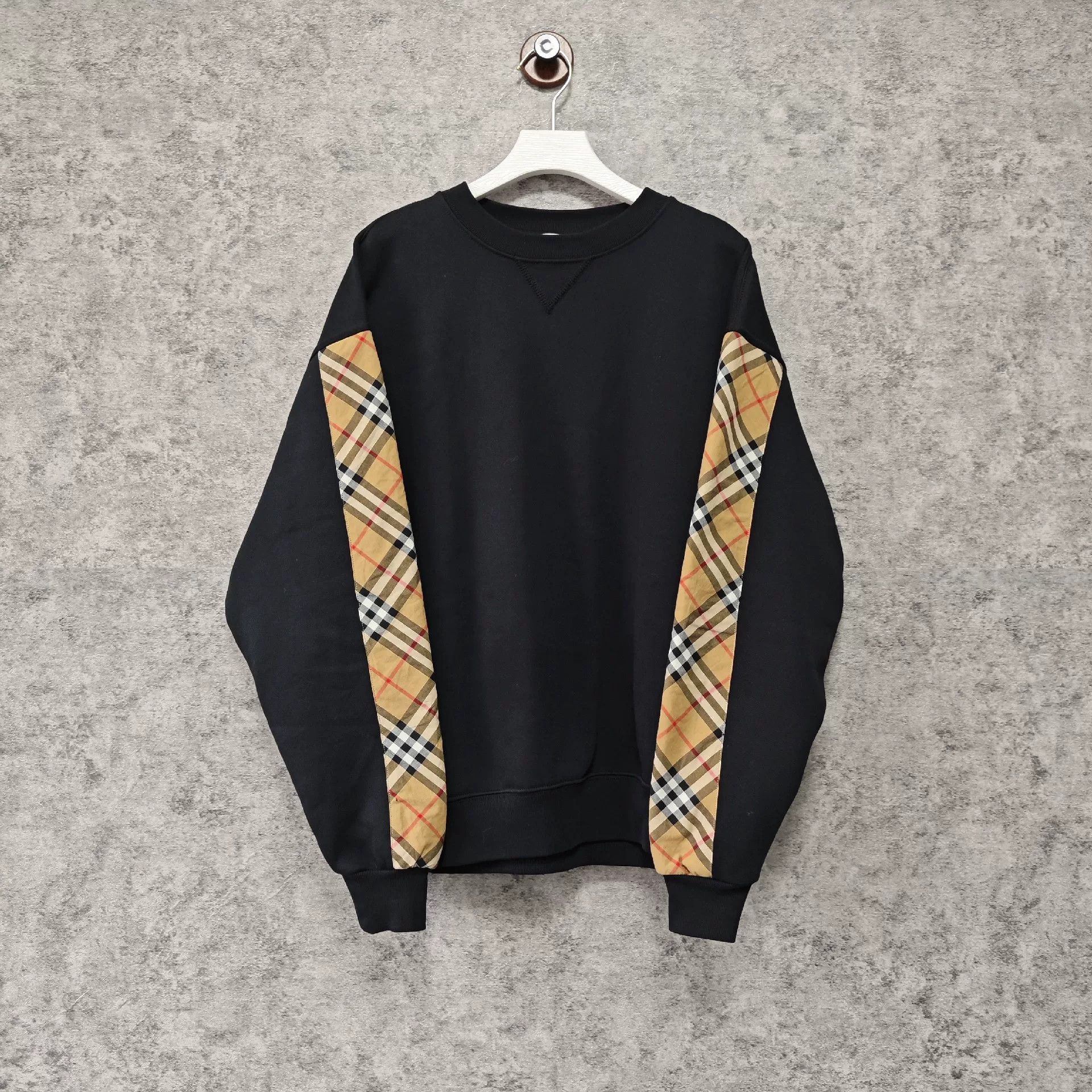 Burberry Burberry Plaid Hoodie us_2 Women Size XS / US 0-2 / IT 36-38 - 1 Thumbnail