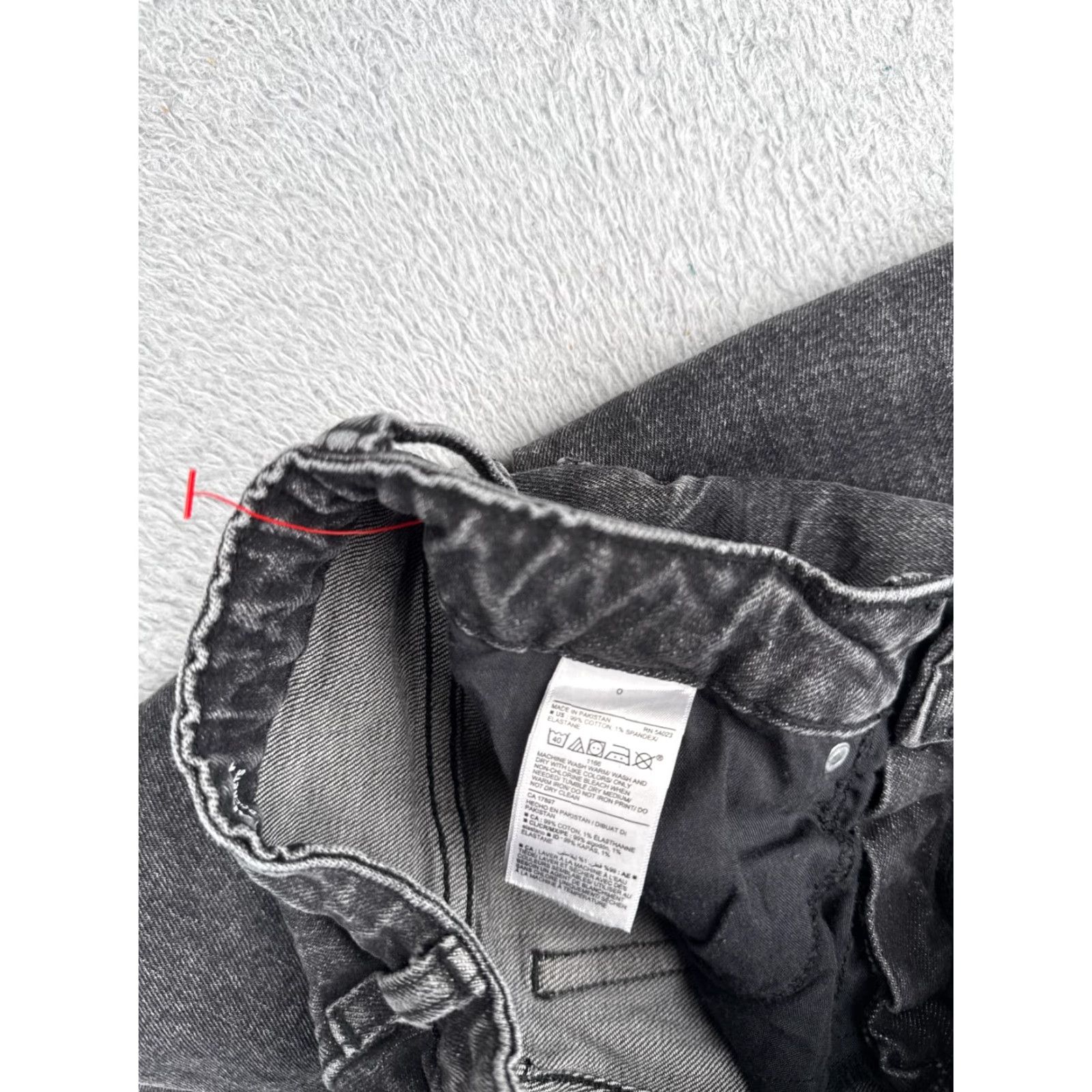 Old Navy Old Navy Jeans Women 0 Black Denim OG Straight Distressed Cotton High Rise 24x26 Size 25" / US 0 / IT 36 - 7 Thumbnail