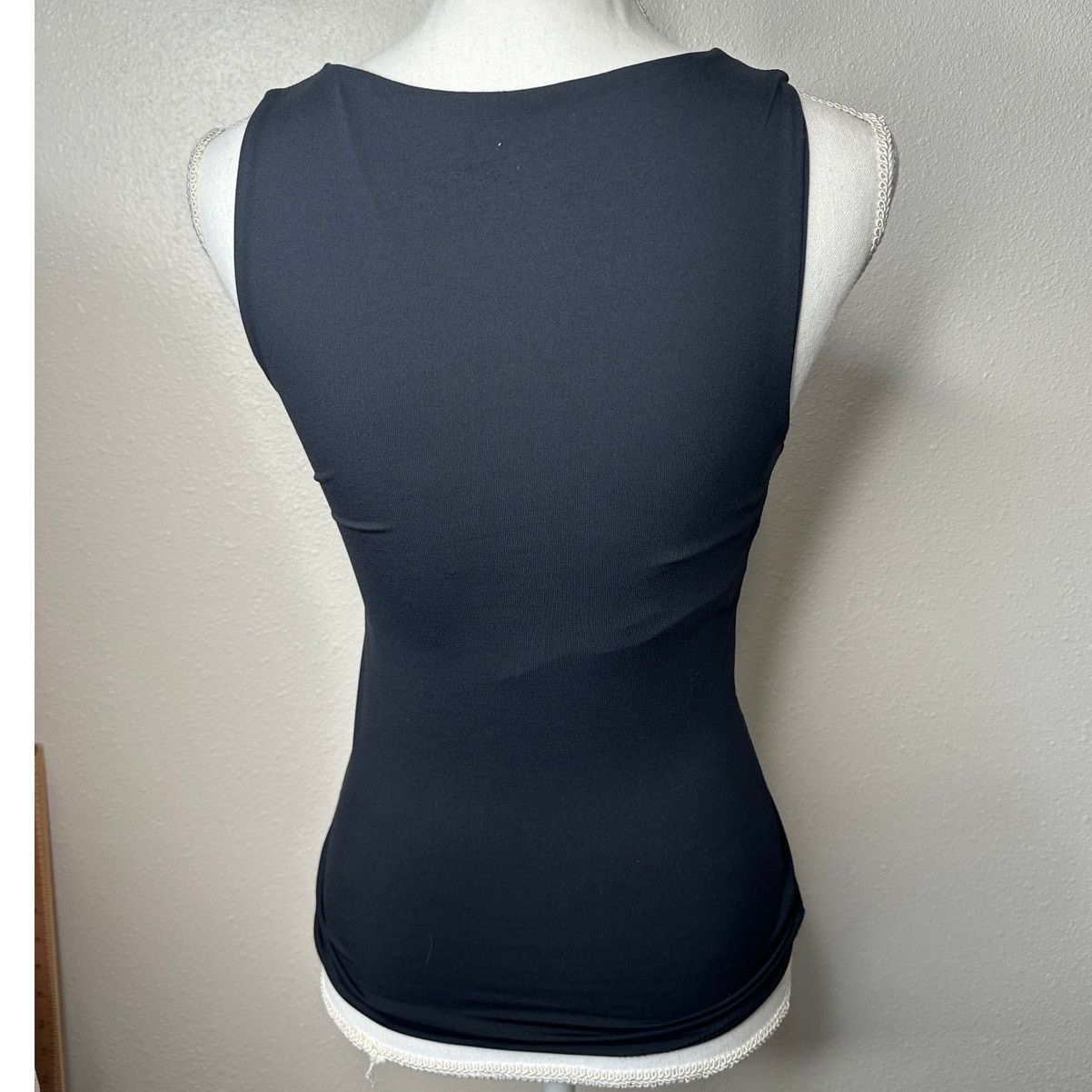Zara ZARA Black Stretchy Tank Top M Scoop Neck Sleeveless Fitted Size M / US 6-8 / IT 42-44 - 3 Thumbnail