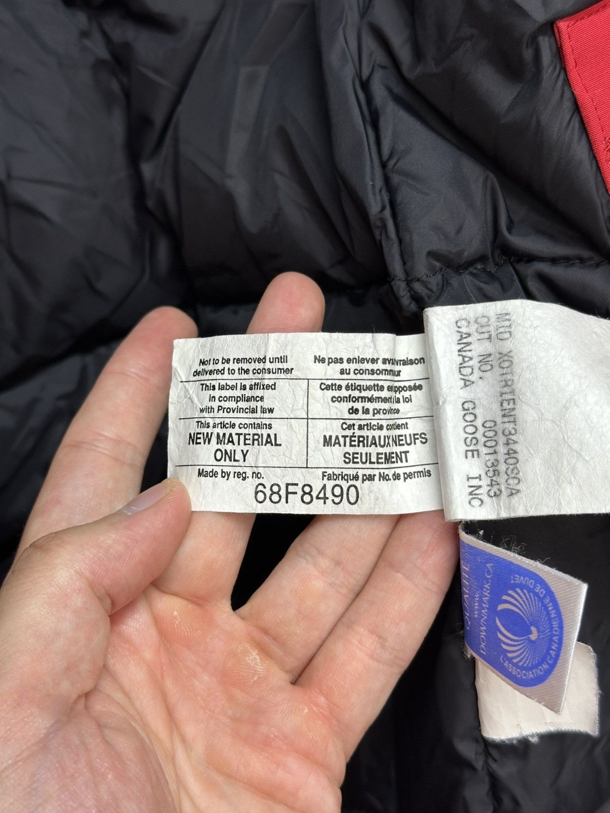 Canada Goose Vintage Canada Goose Down Puffer Jacket Real Fur Canada Size M / US 6-8 / IT 42-44 - 16 Thumbnail