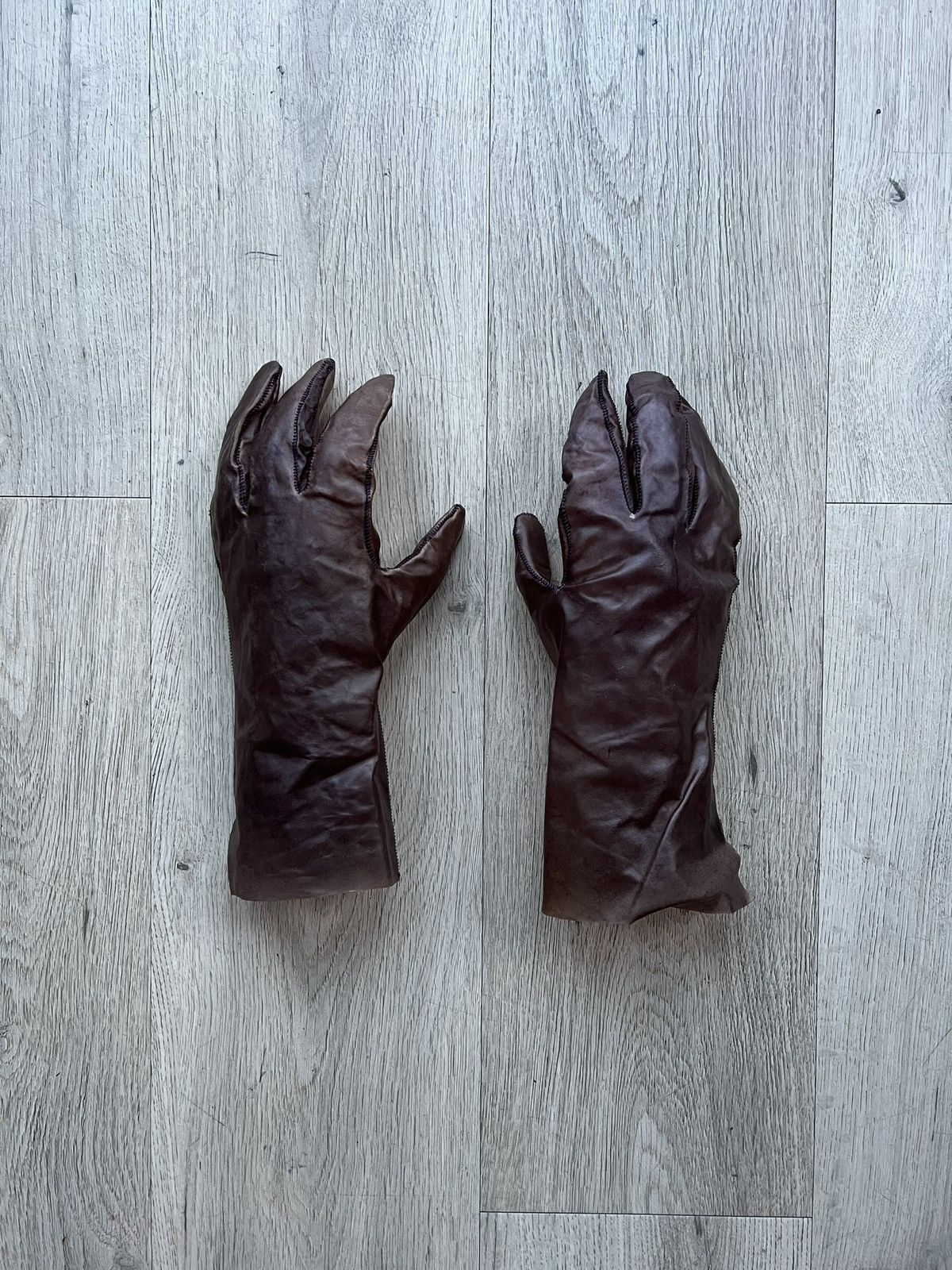 Boris Bidjan Saberi Molded Horse Leather Gloves | Grailed