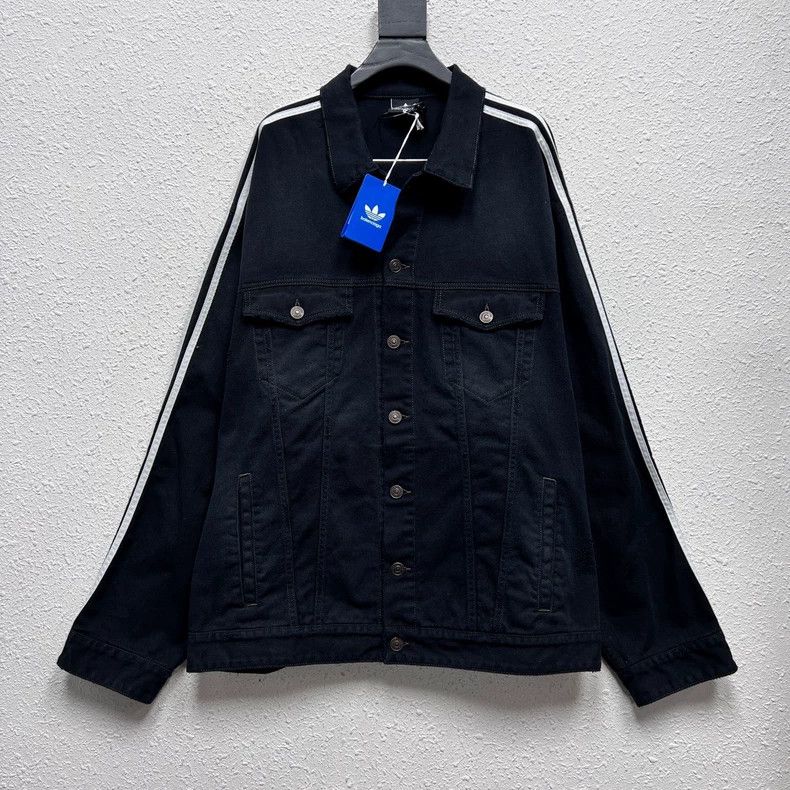 Balenciaga Balenciaga Adidas clover co-branded damaged denim jacket c Size US L / EU 52-54 / 3 - 1 Thumbnail