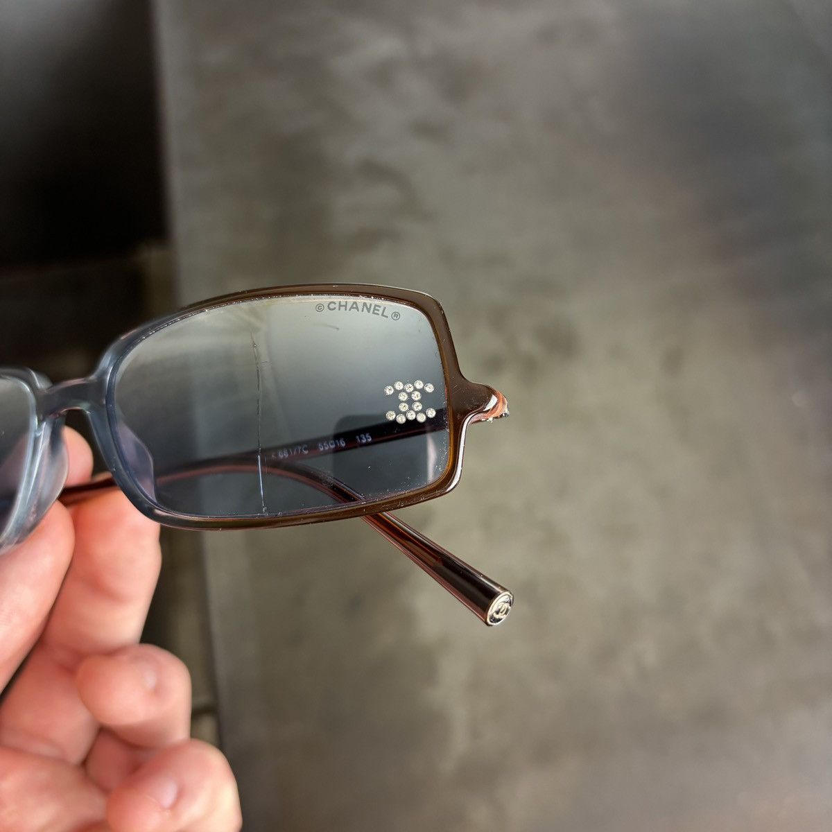 Chanel × Vintage 2000s Chanel Sunglasses Vintage Chanel Sunglasses Y2K 5043-B Size ONE SIZE - 9 Thumbnail