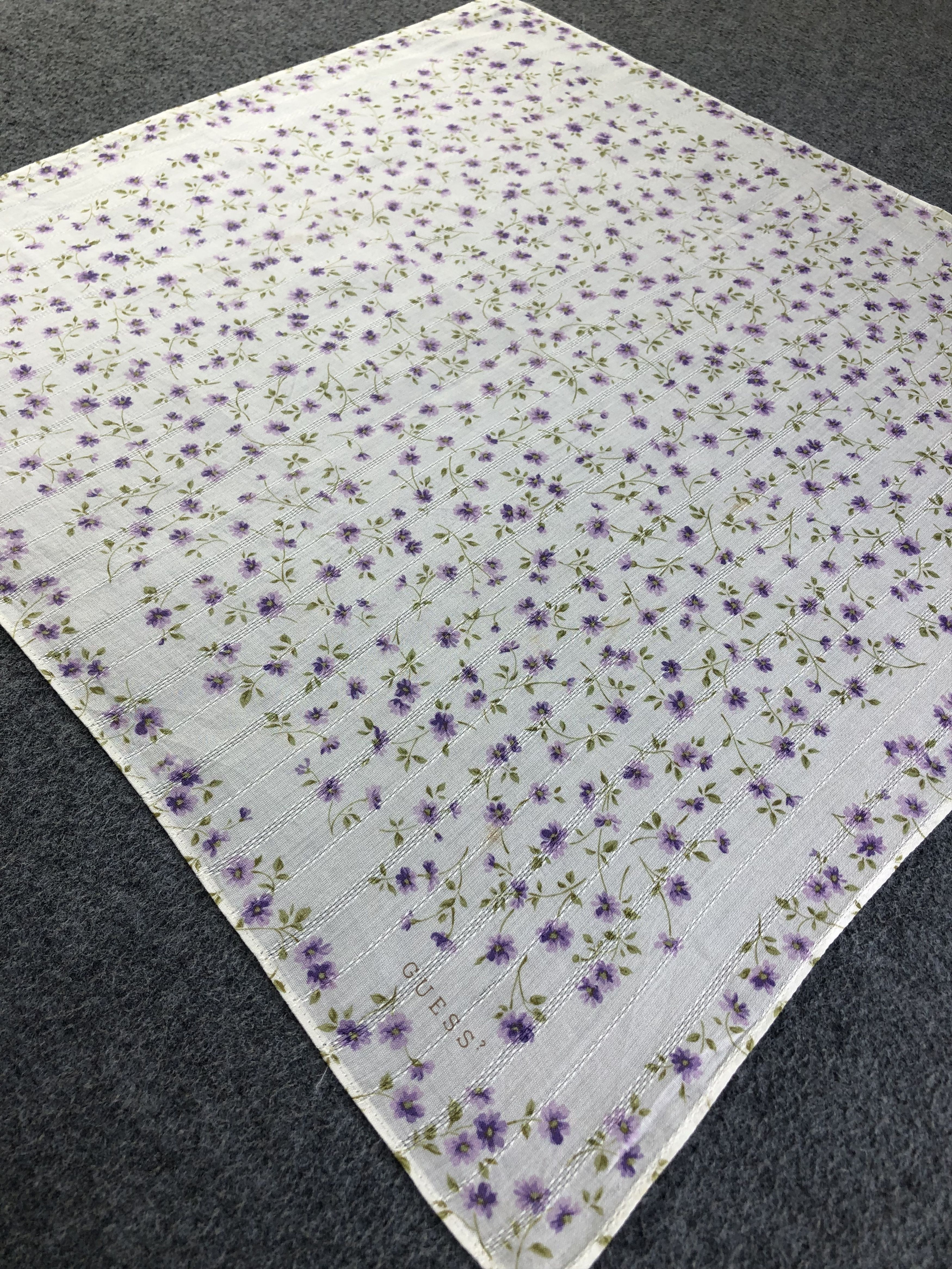 Guess Guess Floral Handkerchief / Bandana / Neckerchief C383 Size ONE SIZE - 4 Thumbnail