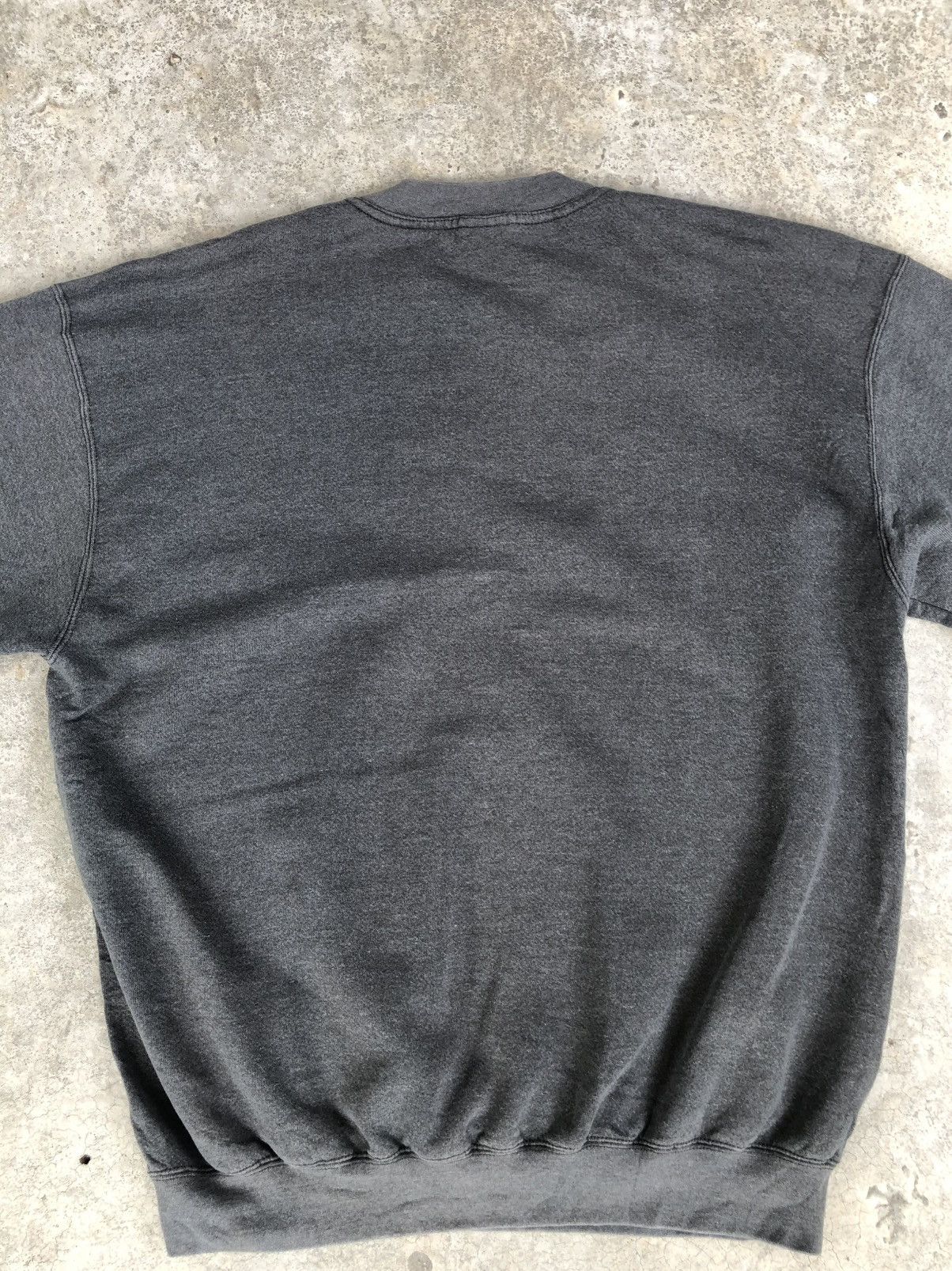 Nike Vintage Nike Embroidered Logo Sweatshirt Size US L / EU 52-54 / 3 - 9 Thumbnail
