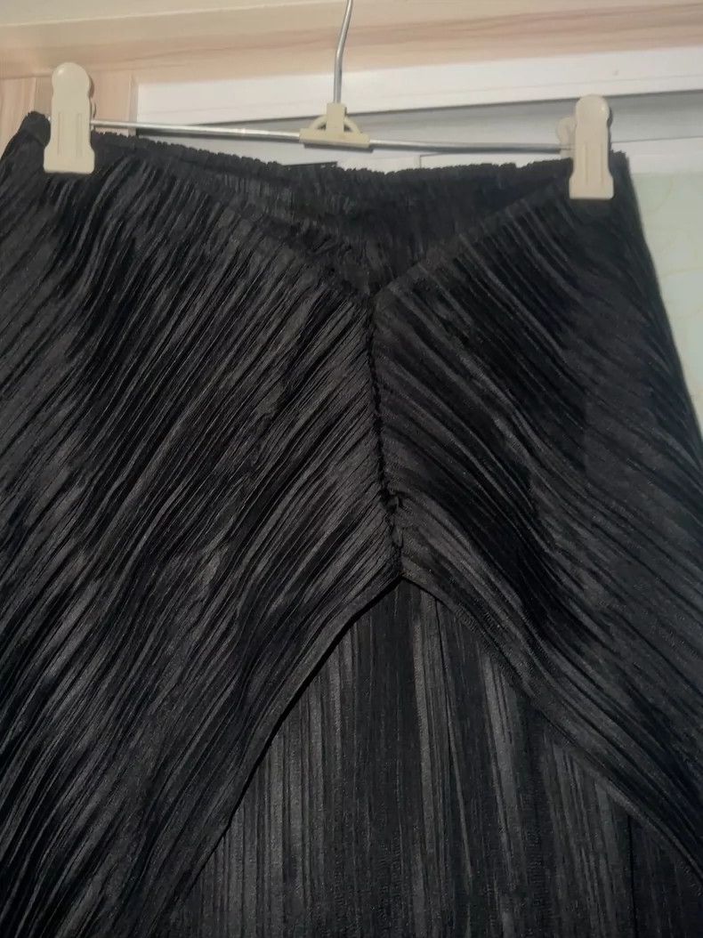 Issey Miyake Issey Miyake size:3 Black pleated skirt Size 42" / US 20 - 5 Thumbnail
