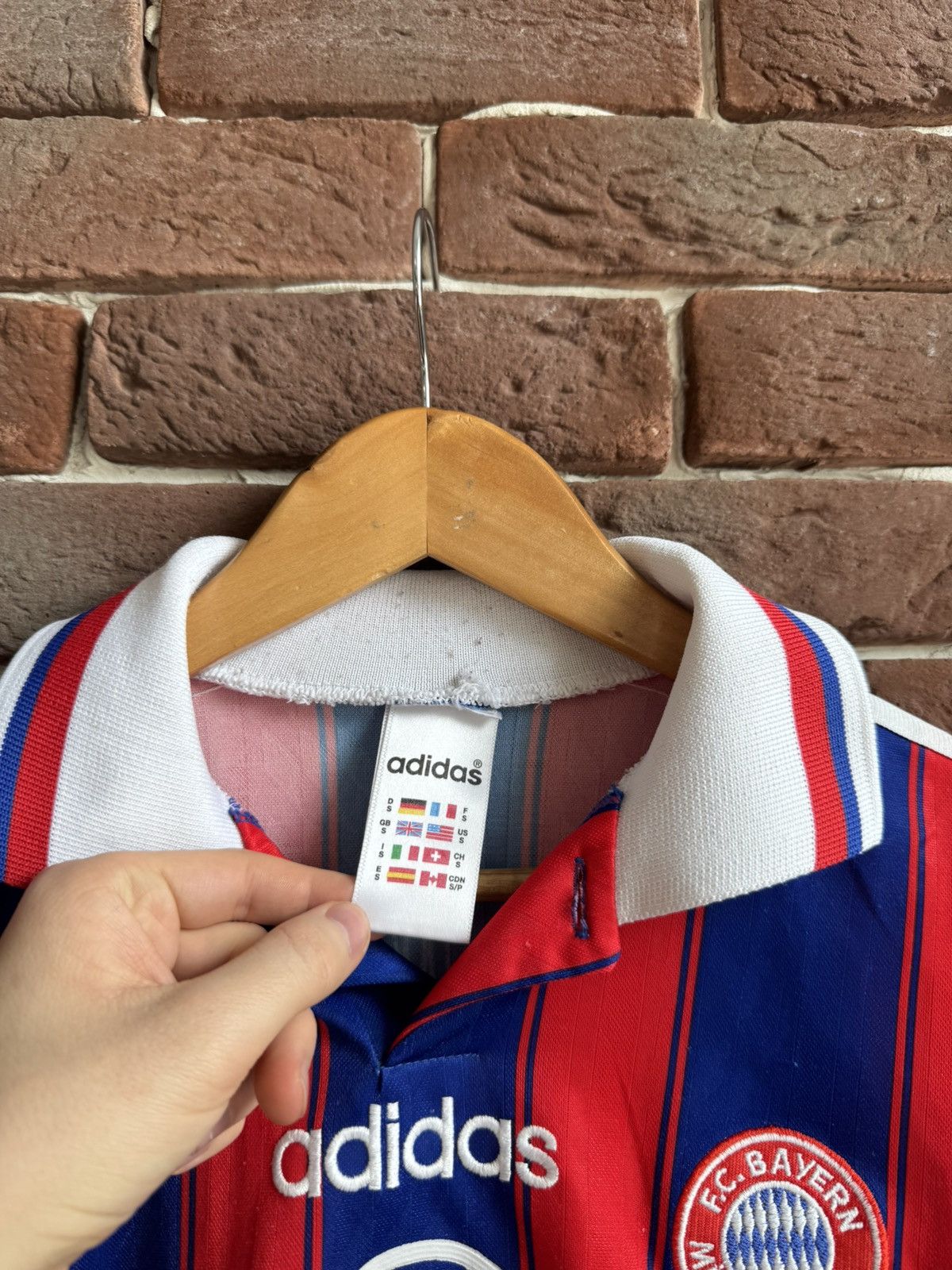 Vintage Rare Vintage 90s Adidas FC Bayern Munich Klinsmann Jersey Size US S / EU 44-46 / 1 - 6 Thumbnail