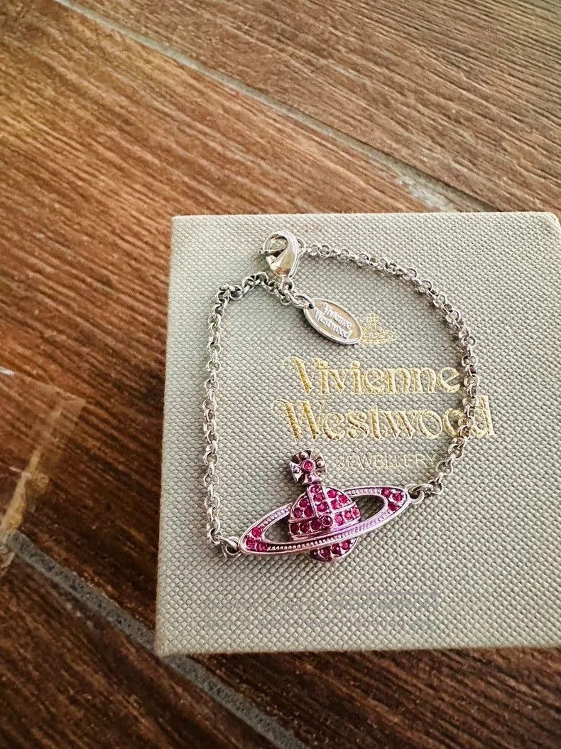 Vivienne Westwood Vivienne Westwood Pink Crystal Bracelet . Size ONE SIZE - 6 Thumbnail