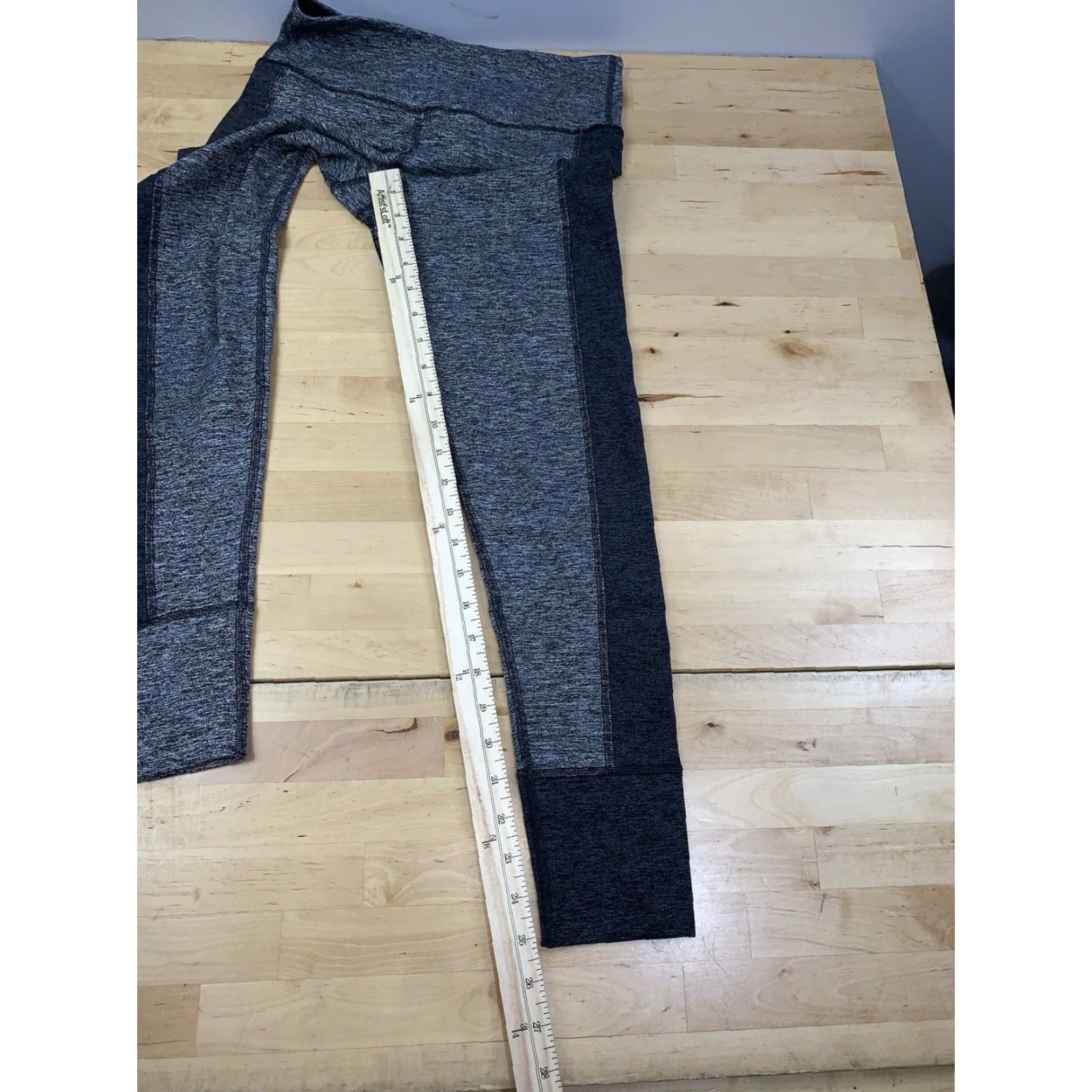 Vuori Vuori Womens M Black Casual Drawstring Boyfriend Lounge Shorts Regular Fit Size 32" / US 10 / IT 46 - 5 Thumbnail