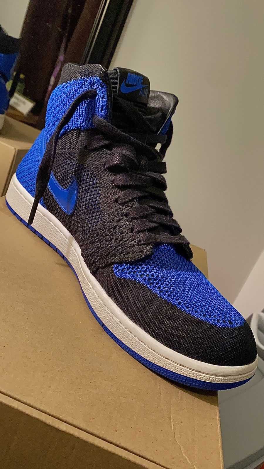 nike air jordan retro 1 flyknit