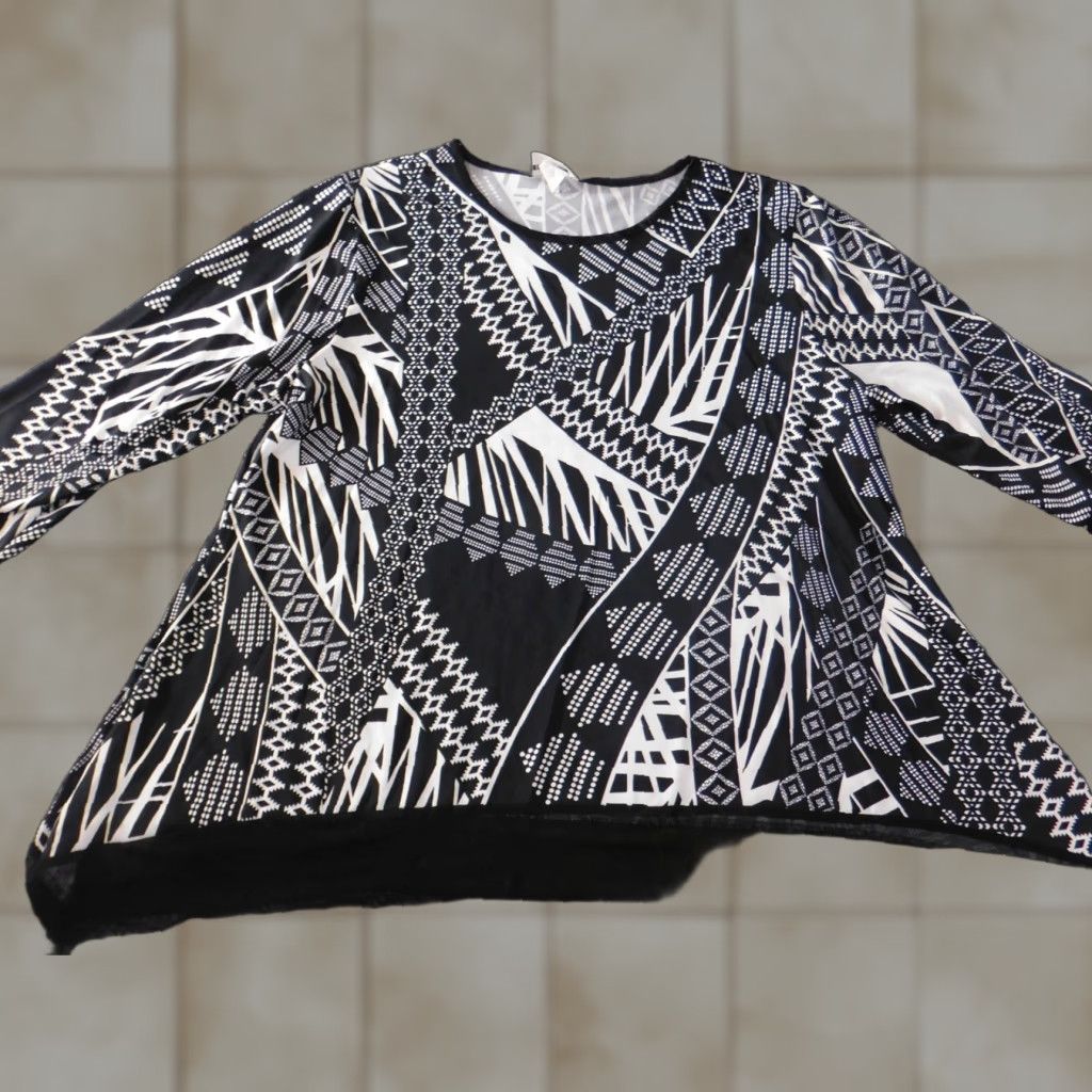 Vintage BonWorth Womens Blouse M Casual Black Geometric 3/4 Sleeve Collared Pullover Designer Stretch Top Size M / US 6-8 / IT 42-44 - 1 Thumbnail