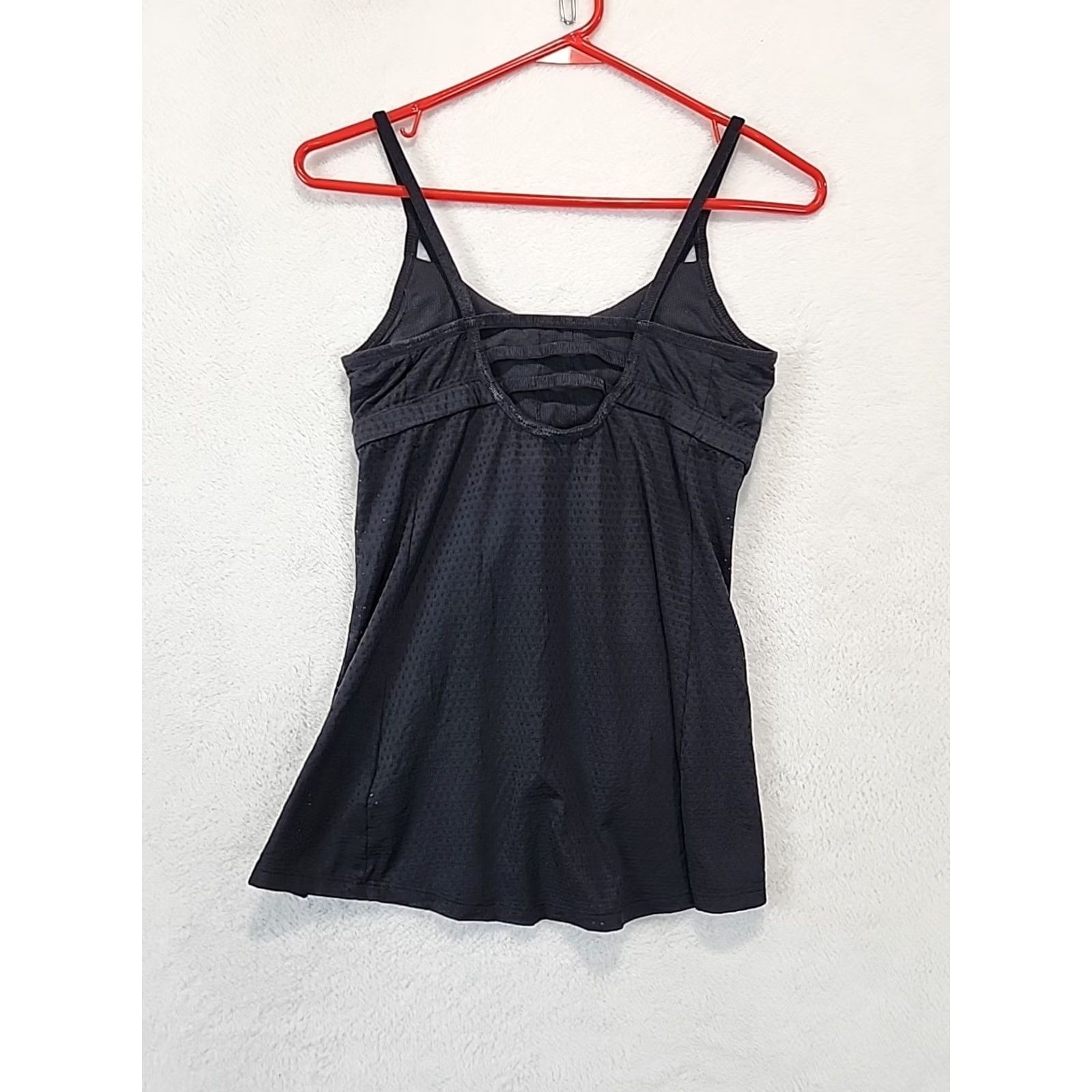 Athleta Athleta Tank Women's S Spaghetti Strap Textured Black Racerback Ruched Veg Black Yoga Activewear Shirt Sleeveless Size S / US 4 / IT 40 - 7 Thumbnail