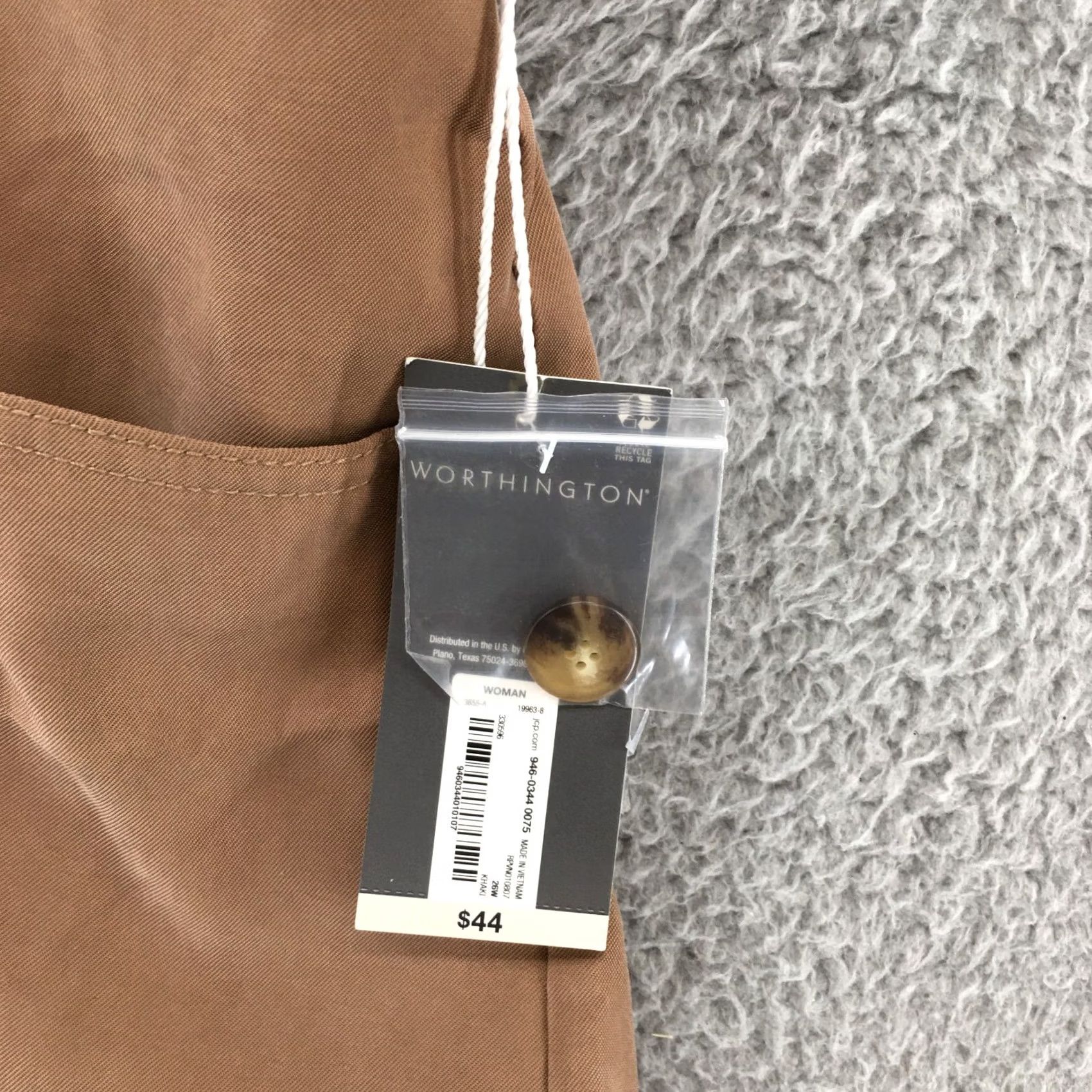 Worthington Worthington Chino Shorts Womens 26W Brown Hi-Rise Flat Front Zip Fly Casual NEW Shirt Womens Brown 90s? Size 26" / US 2 / IT 38 - 6 Thumbnail