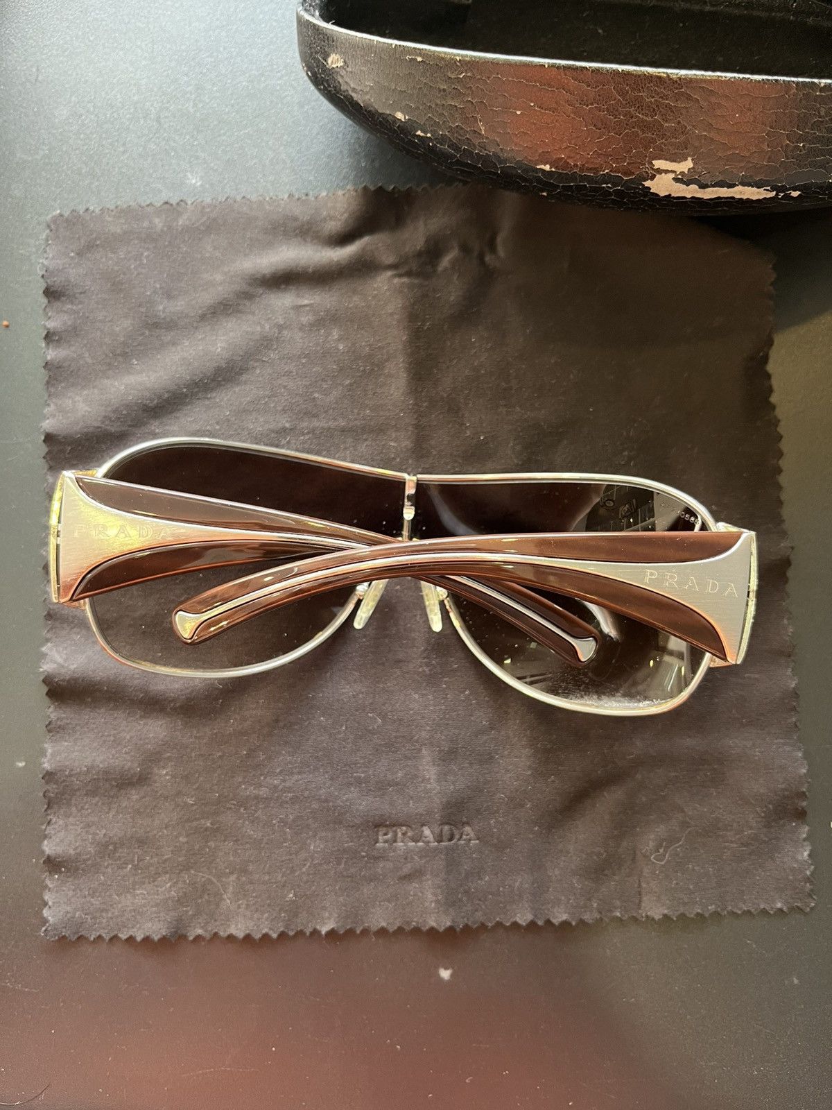 Prada 💥Vintage 00s PRADA Shield Sunglasses SPR 63I Size ONE SIZE - 9 Thumbnail