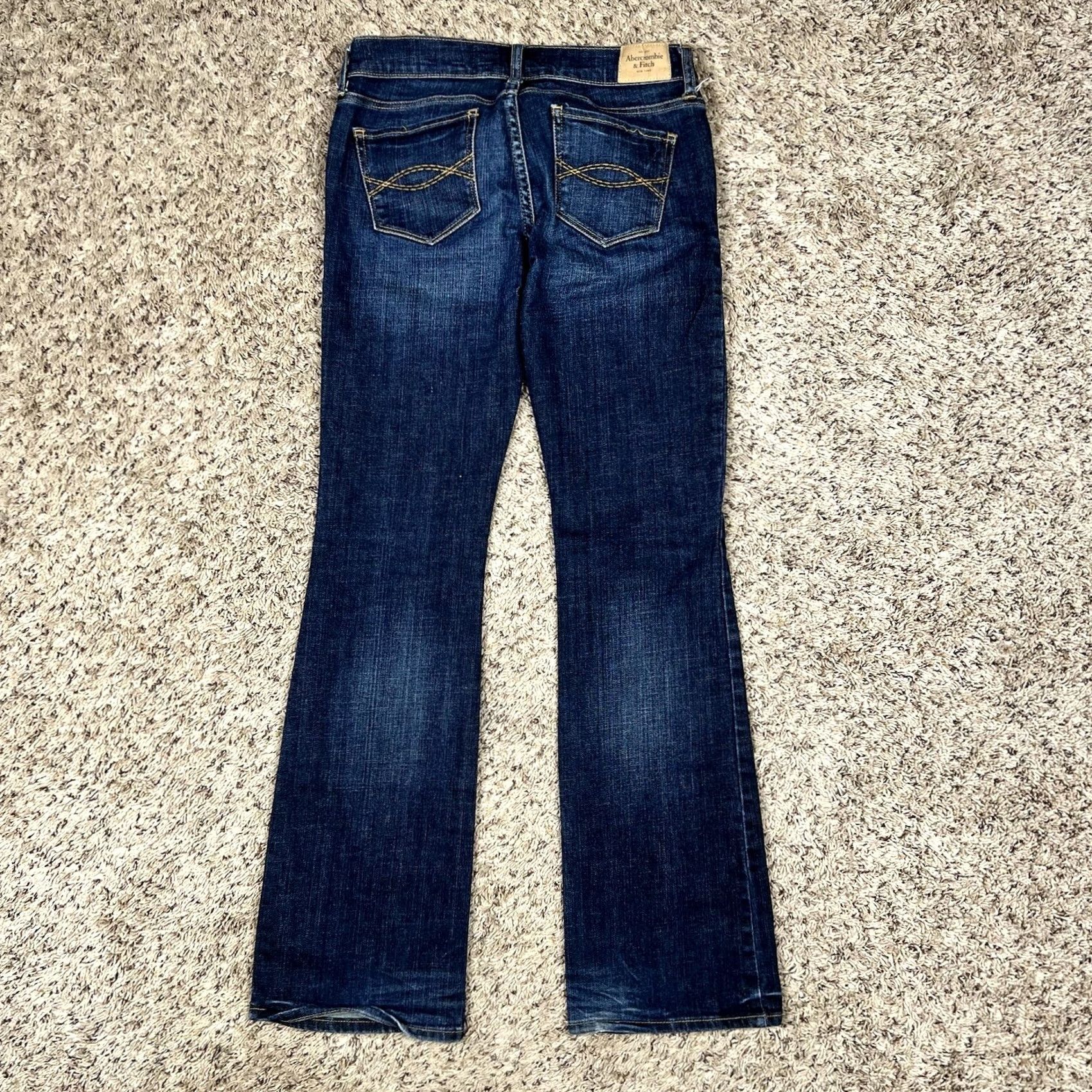 Abercrombie & Fitch Abercrombie & Fitch Jeans Womens 28x30 Bootcut Dark Wash Flare Stretch Easy Care Denim Size 28" / US 6 / IT 42 - 3 Thumbnail
