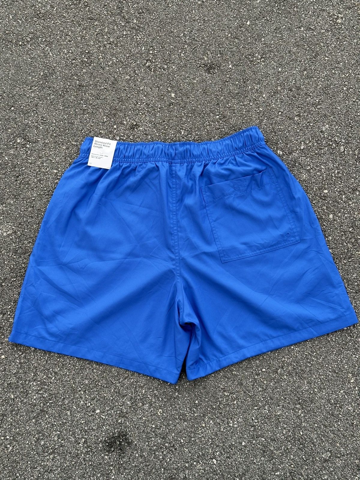 Nike Nike Club Men's Woven Flow Shorts in Game Royal blue. Size US 30 / EU 46 - 4 Thumbnail