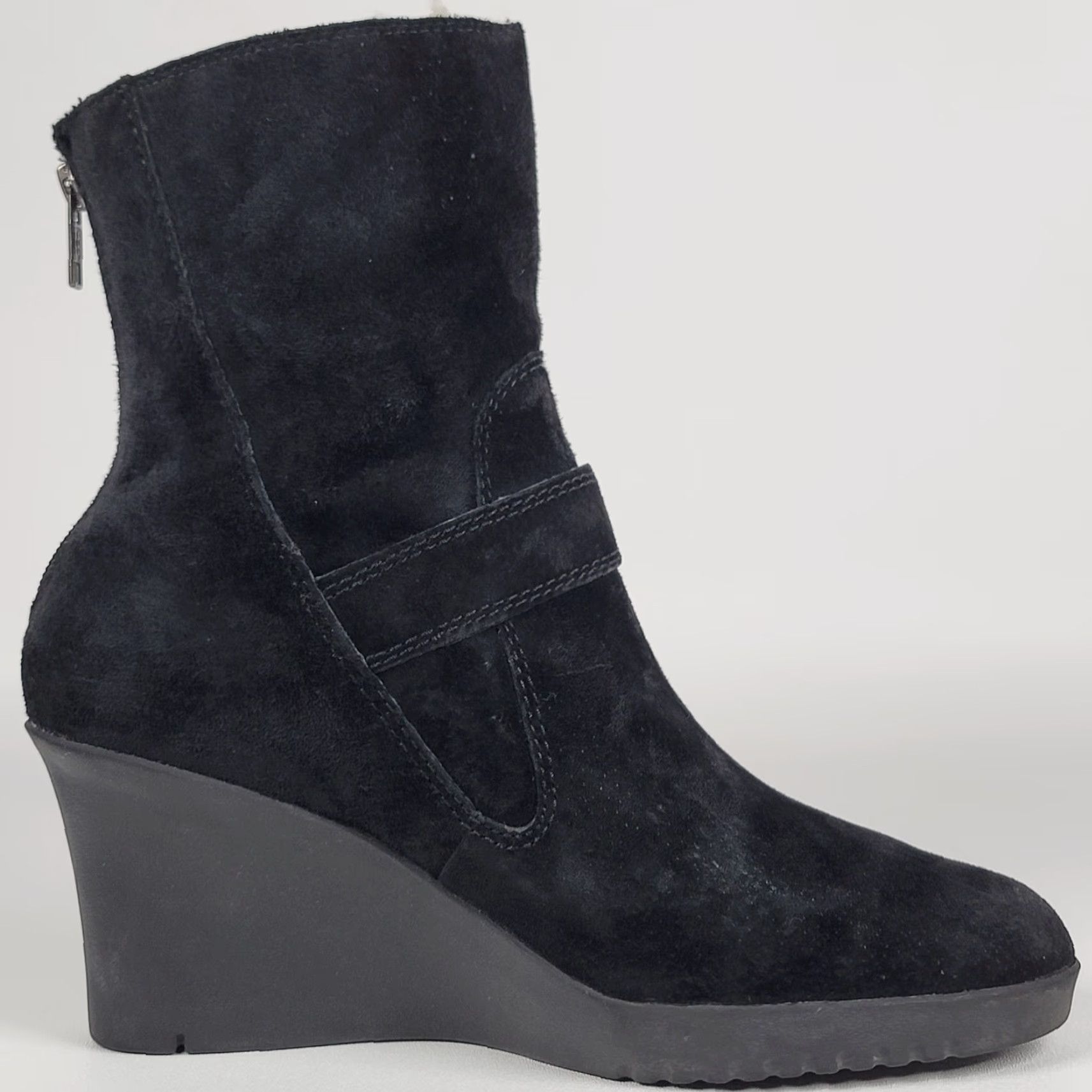 Ugg UGG Women’s Booties Black Suede Gisselle #5593 Wedge Heel Ankle Boots Size 9 Size US 9 / IT 39 - 5 Thumbnail
